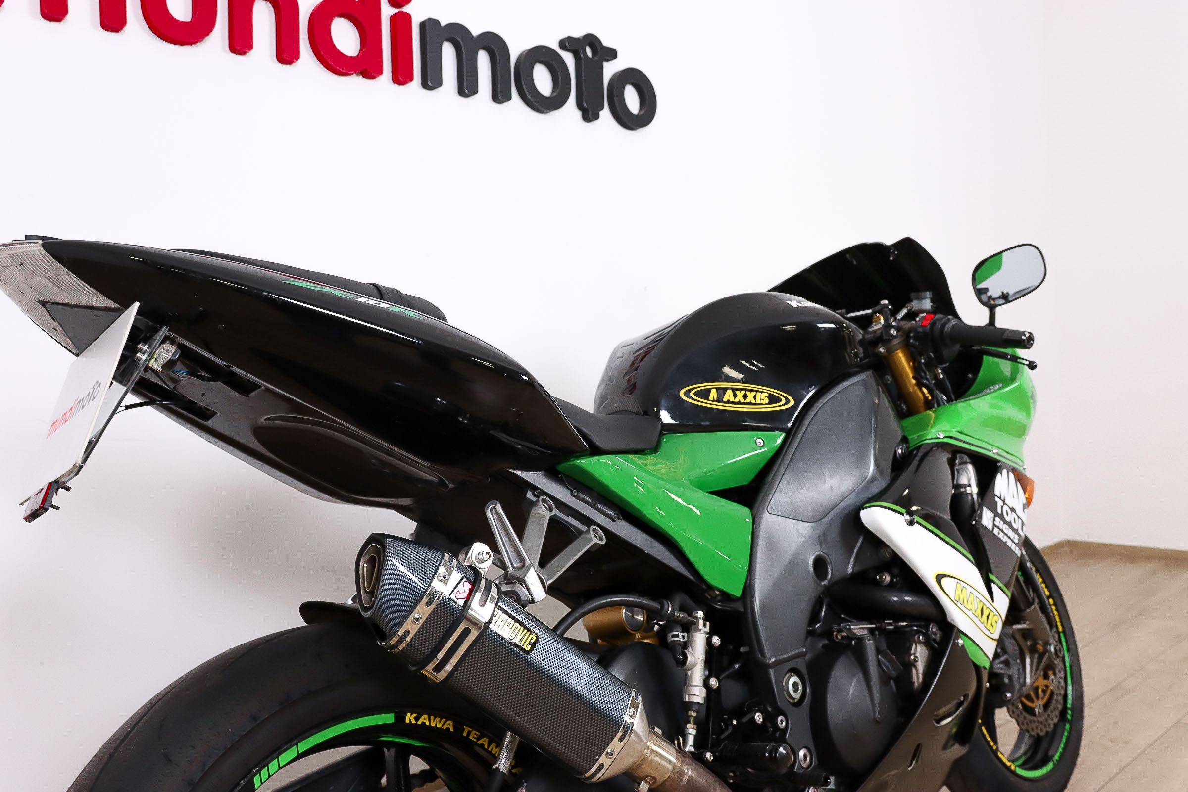 KAWASAKI ZX 10RKAWASAKI5 KAWASAKI ZX 10RKAWASAKI5