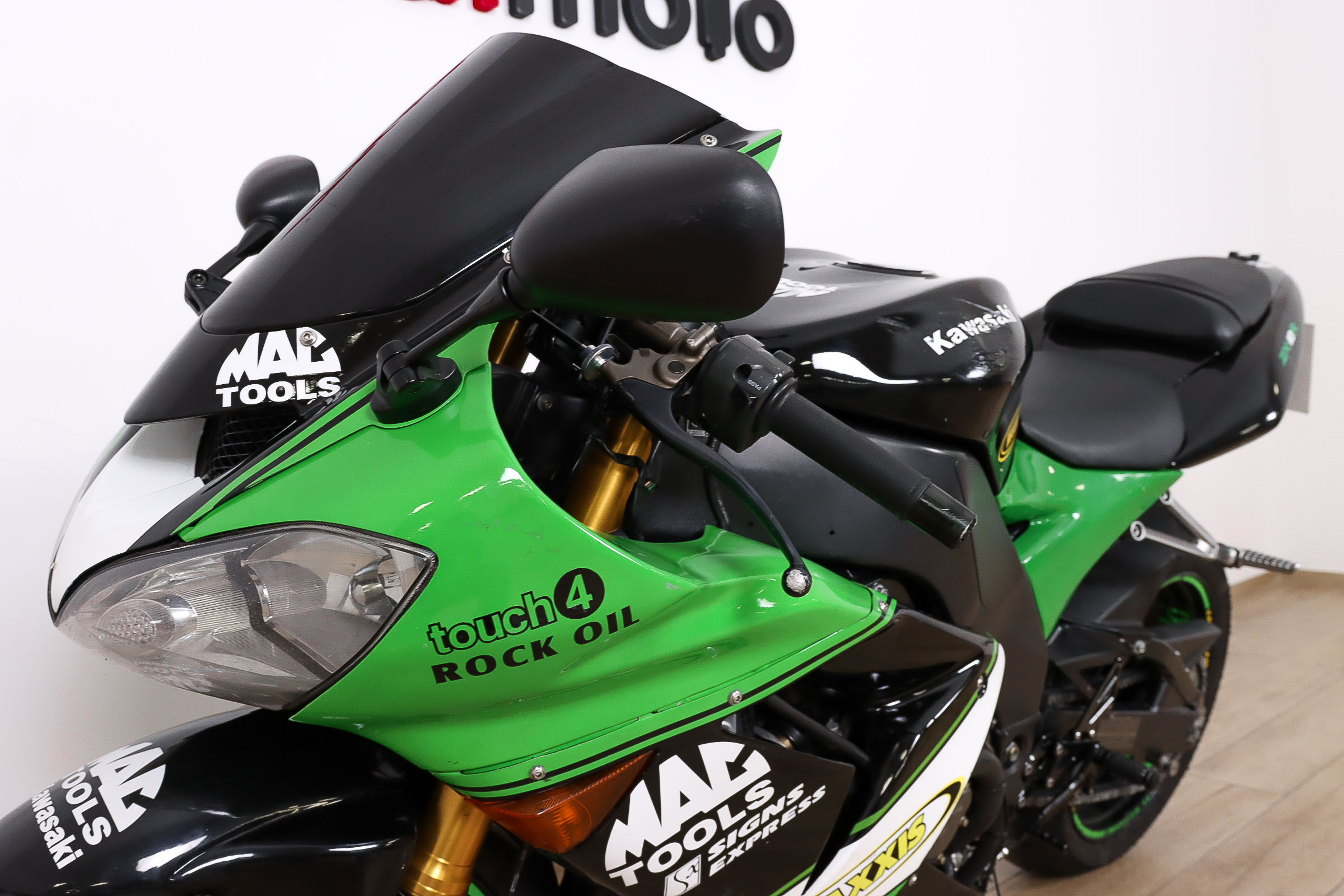 KAWASAKI ZX 10RKAWASAKI12 KAWASAKI ZX 10RKAWASAKI12