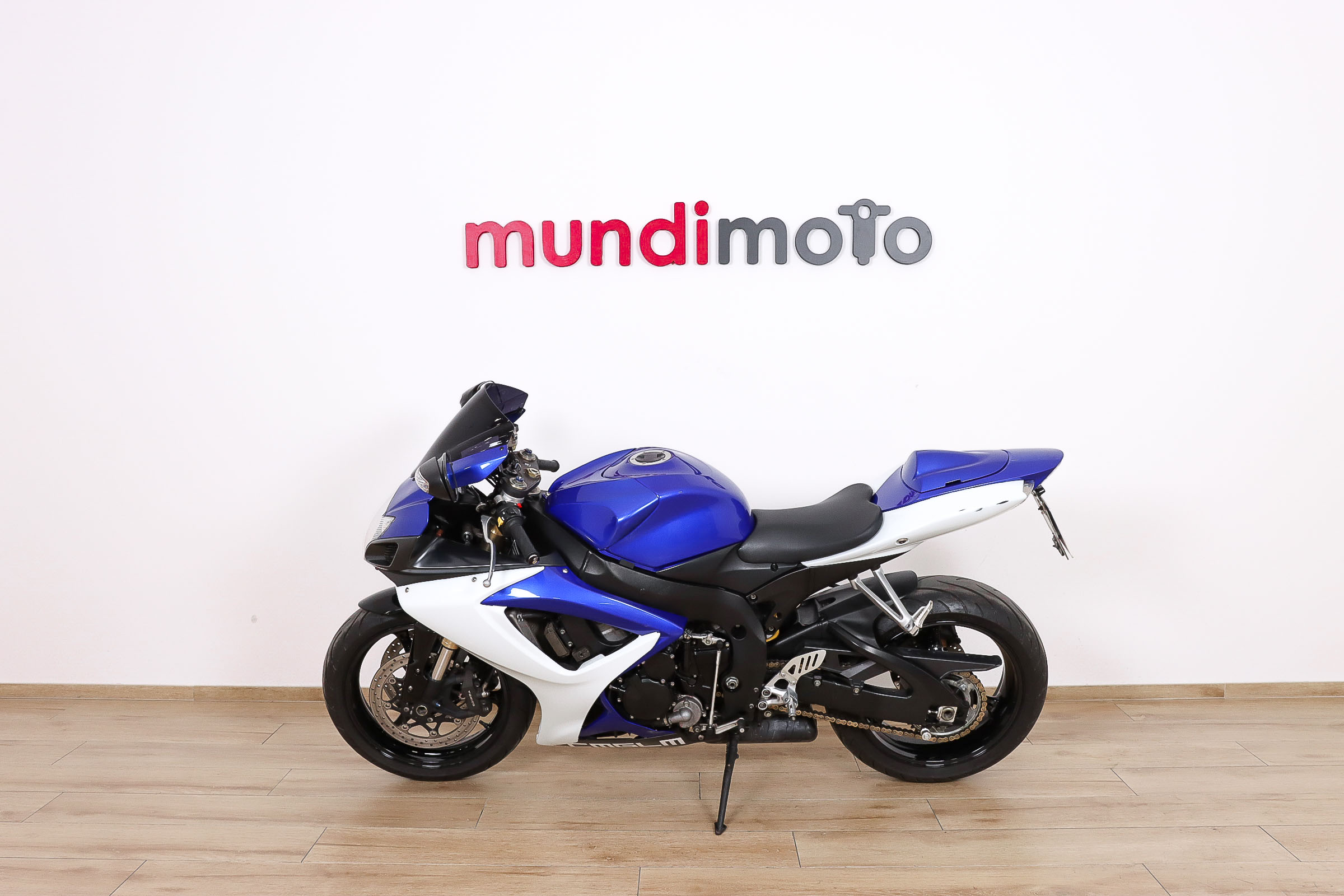 SUZUKI GSX R600SUZUKI6 SUZUKI GSX R600SUZUKI6