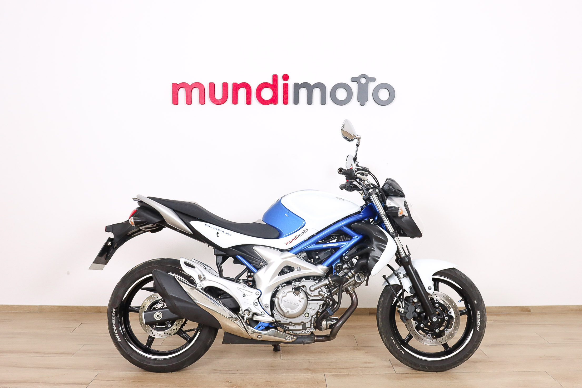 SUZUKI Gladius 650SUZUKI0 SUZUKI Gladius 650SUZUKI0
