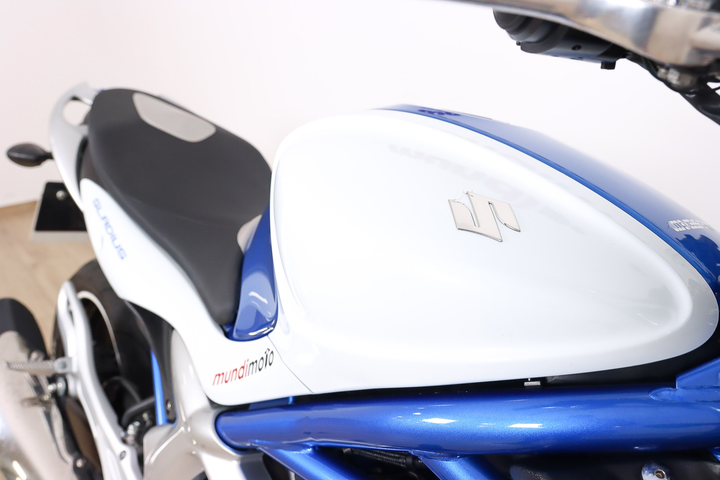 SUZUKI Gladius 650SUZUKI4 SUZUKI Gladius 650SUZUKI4