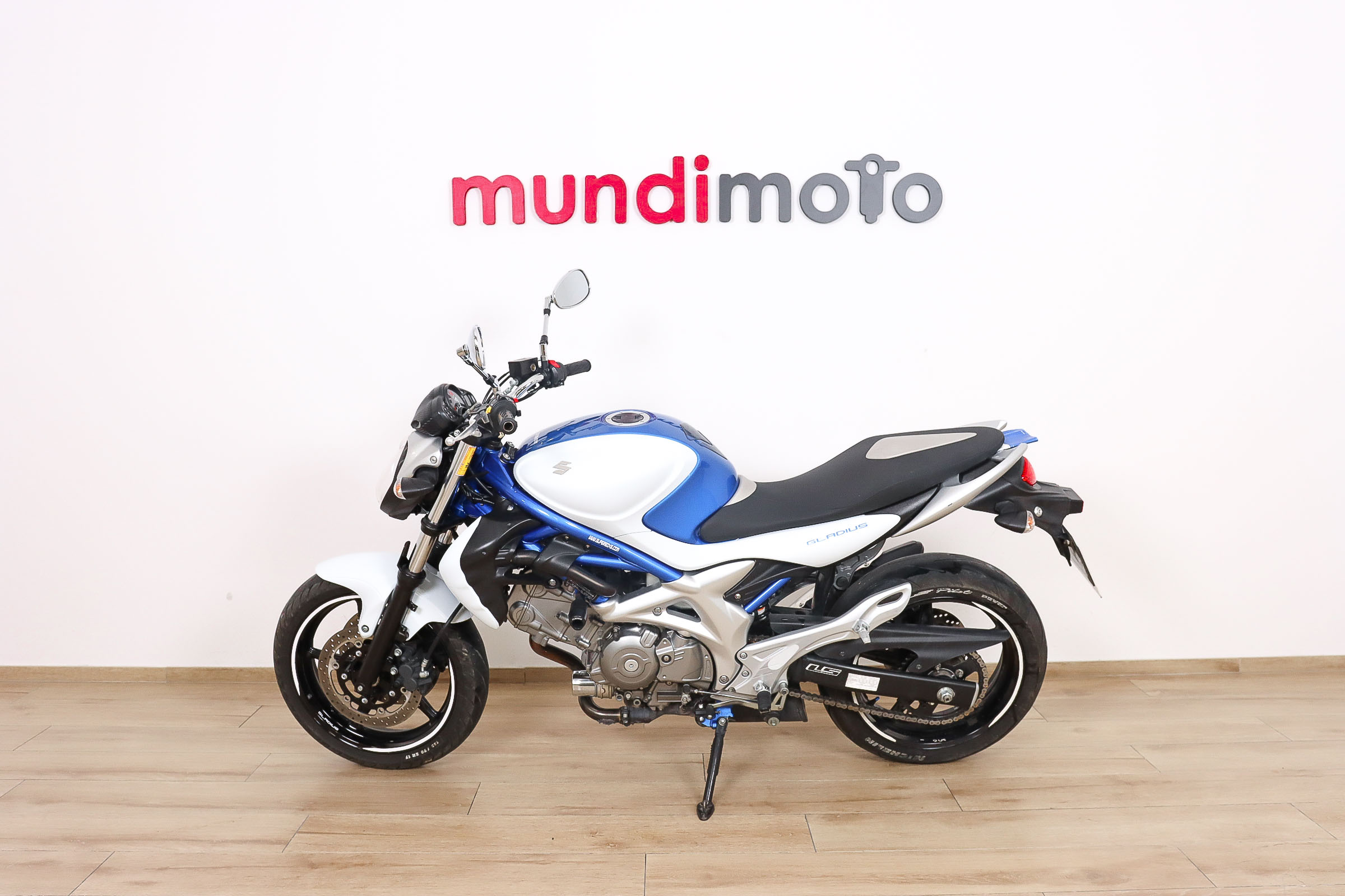 SUZUKI Gladius 650SUZUKI9 SUZUKI Gladius 650SUZUKI9