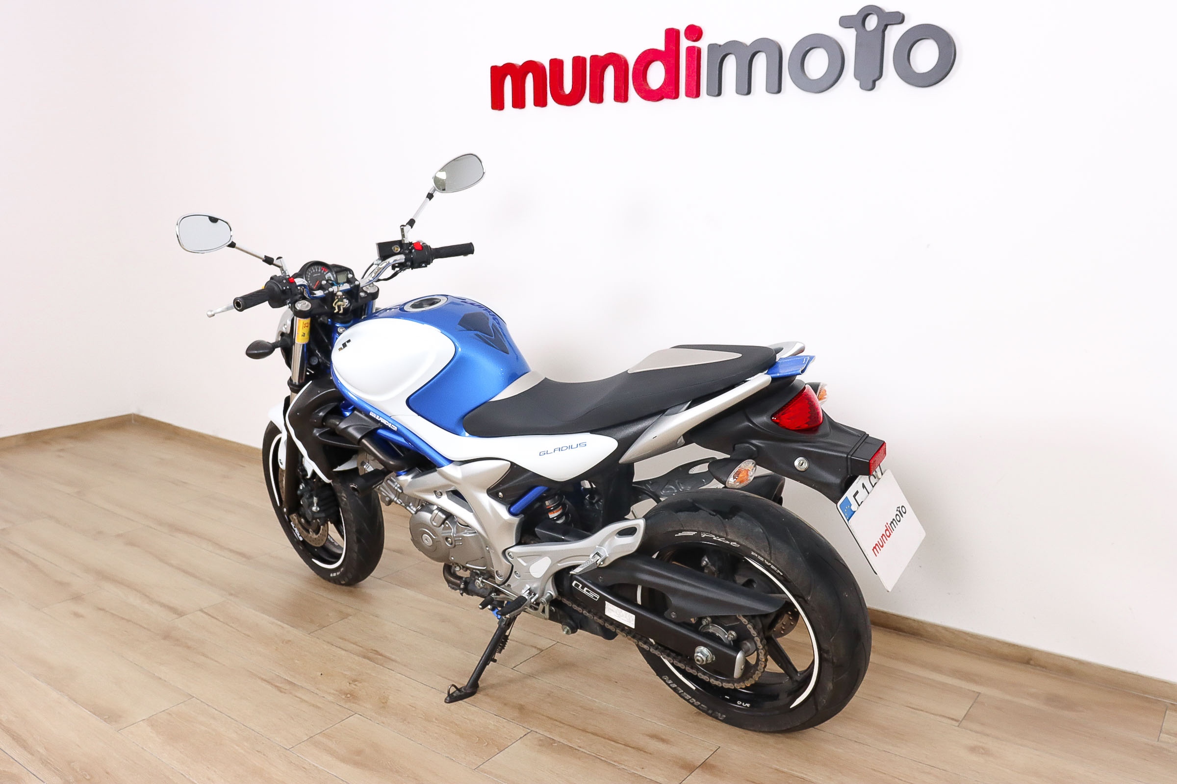 SUZUKI Gladius 650SUZUKI11 SUZUKI Gladius 650SUZUKI11