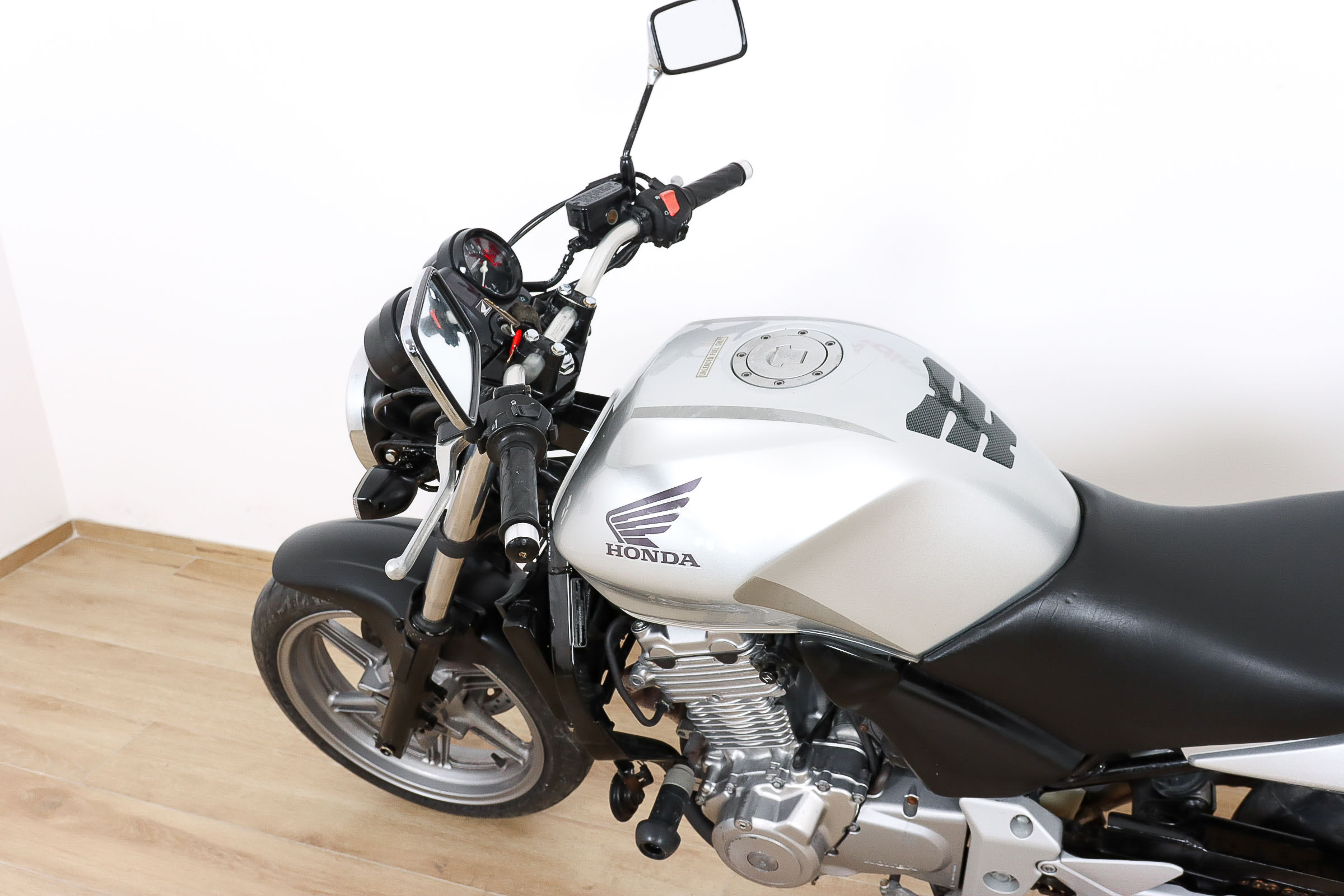 HONDA CBF 500HONDA8 HONDA CBF 500HONDA8