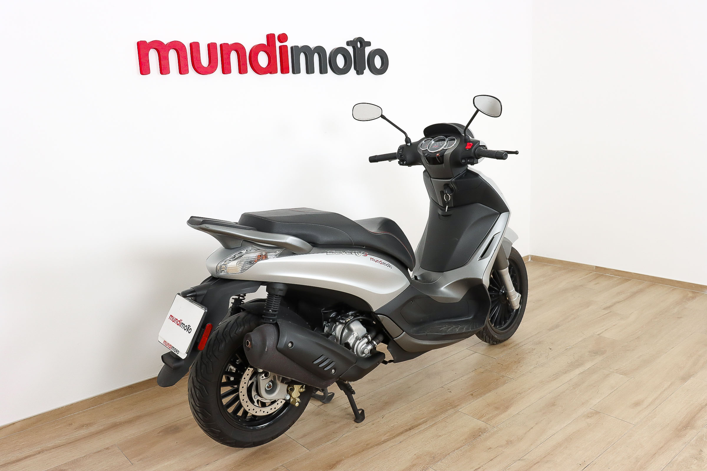 PIAGGIO Beverly 300IEPIAGGIO2 PIAGGIO Beverly 300IEPIAGGIO2