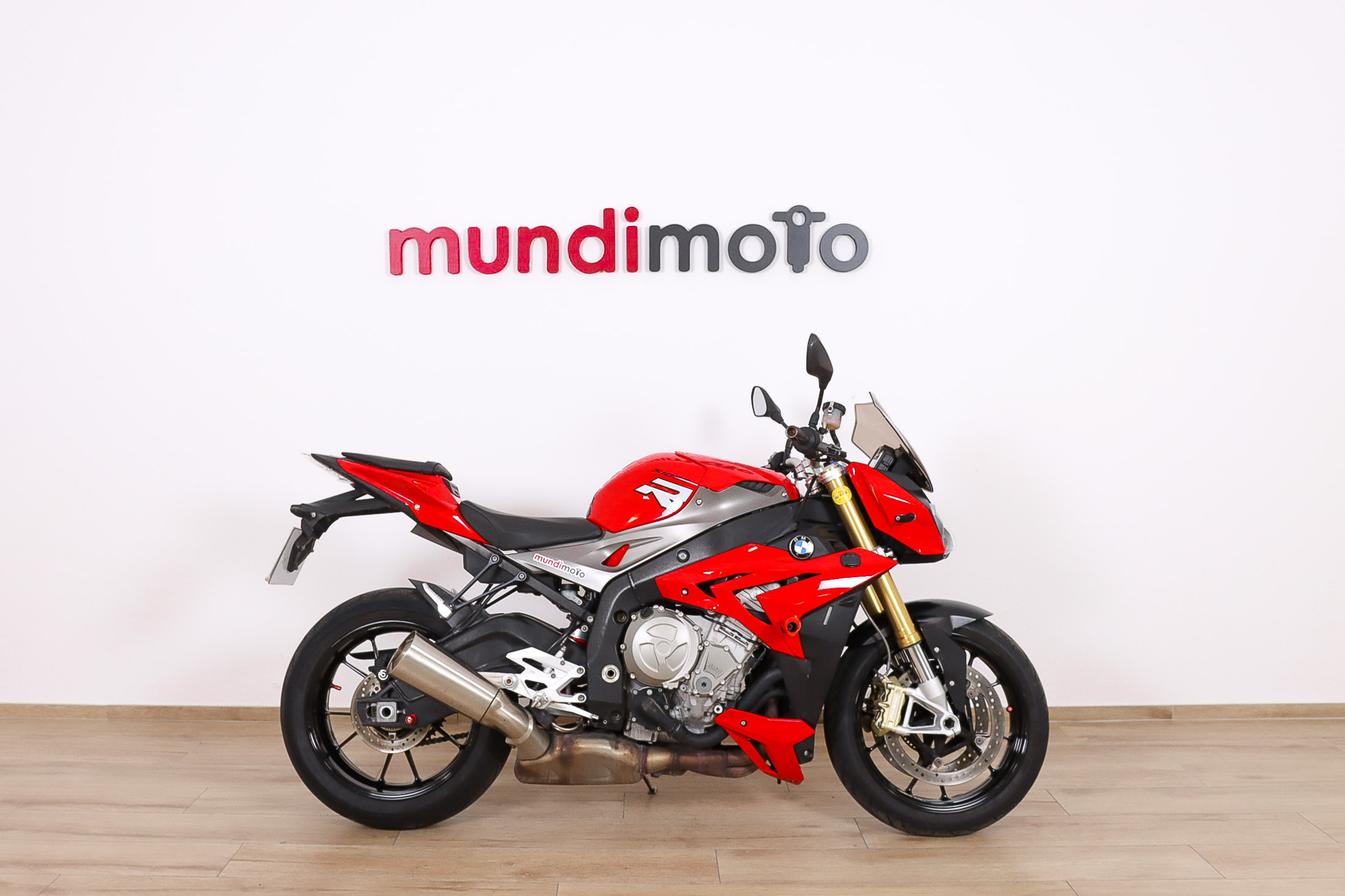 BMW S 1000 R promoBMW0 BMW S 1000 R promoBMW0