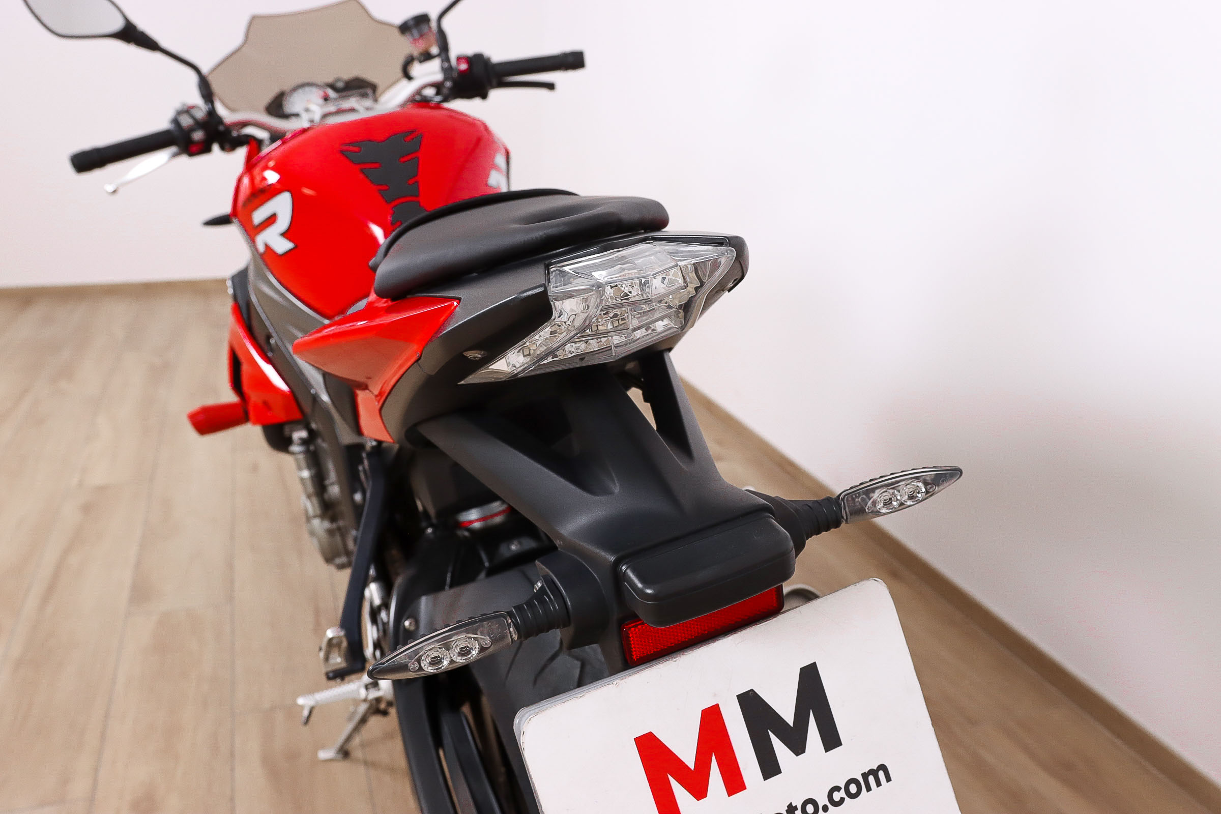 BMW S 1000 R promoBMW9 BMW S 1000 R promoBMW9