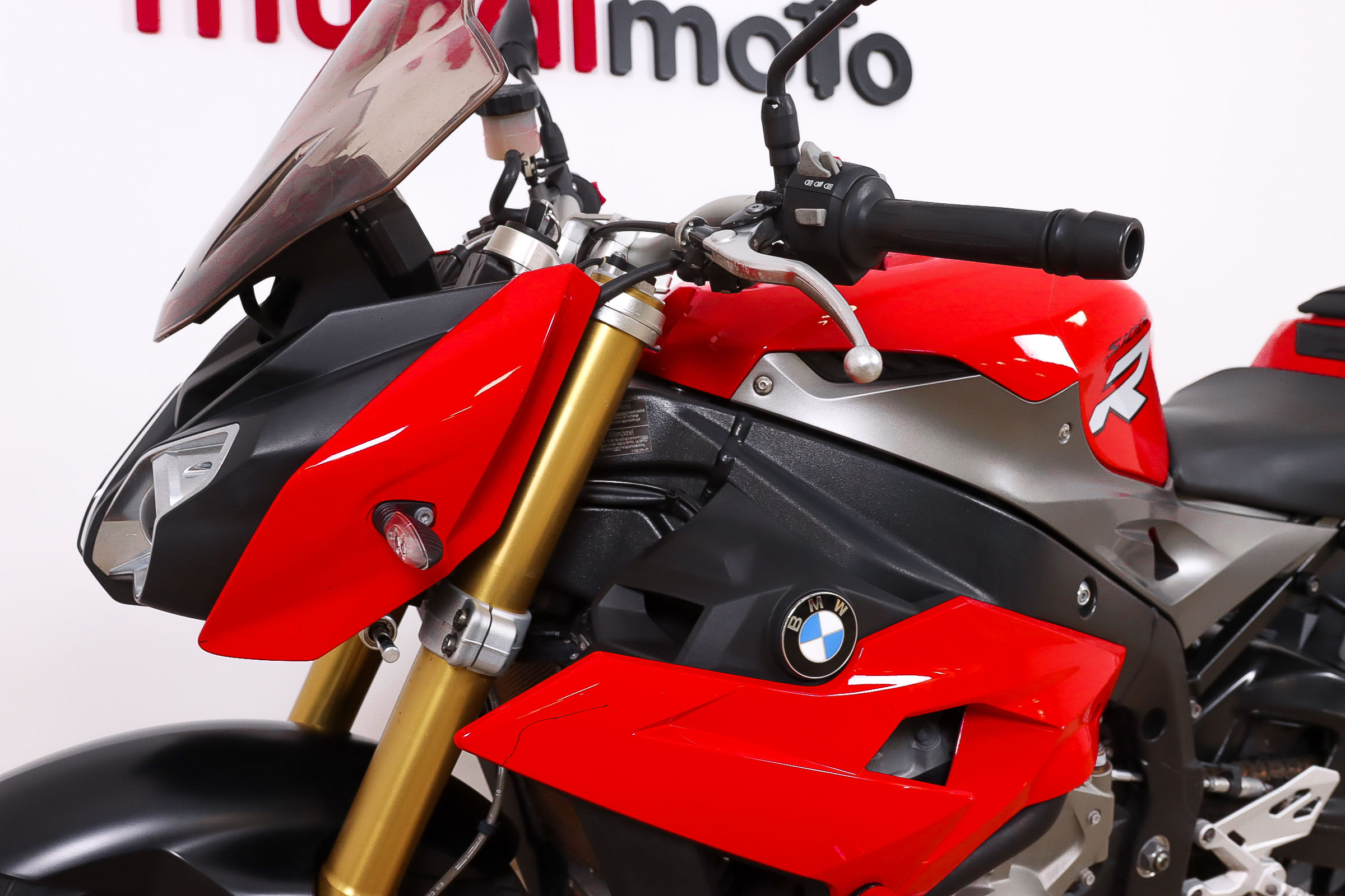 BMW S 1000 R promoBMW11 BMW S 1000 R promoBMW11