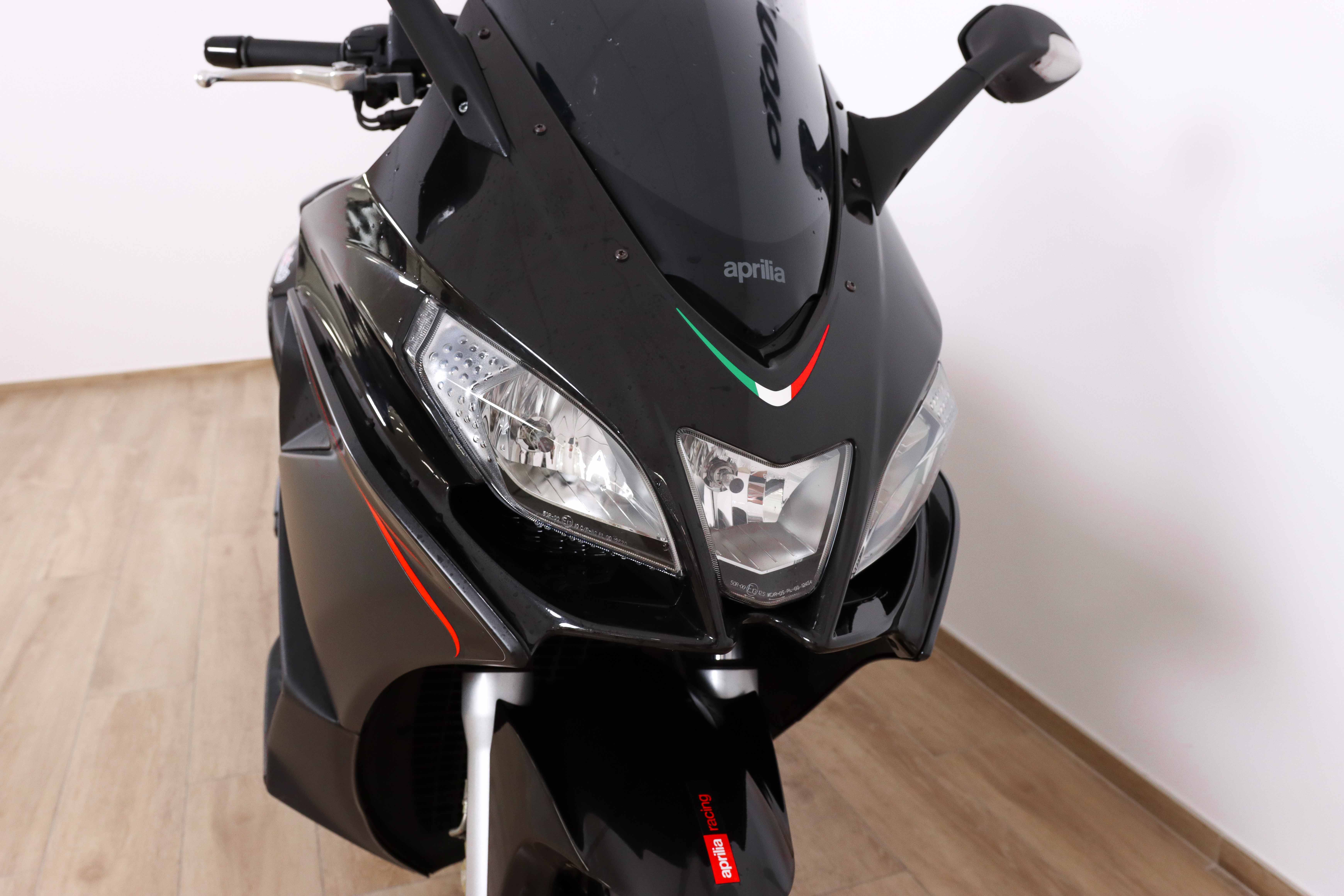 APRILIA SRV 850APRILIA4 APRILIA SRV 850APRILIA4