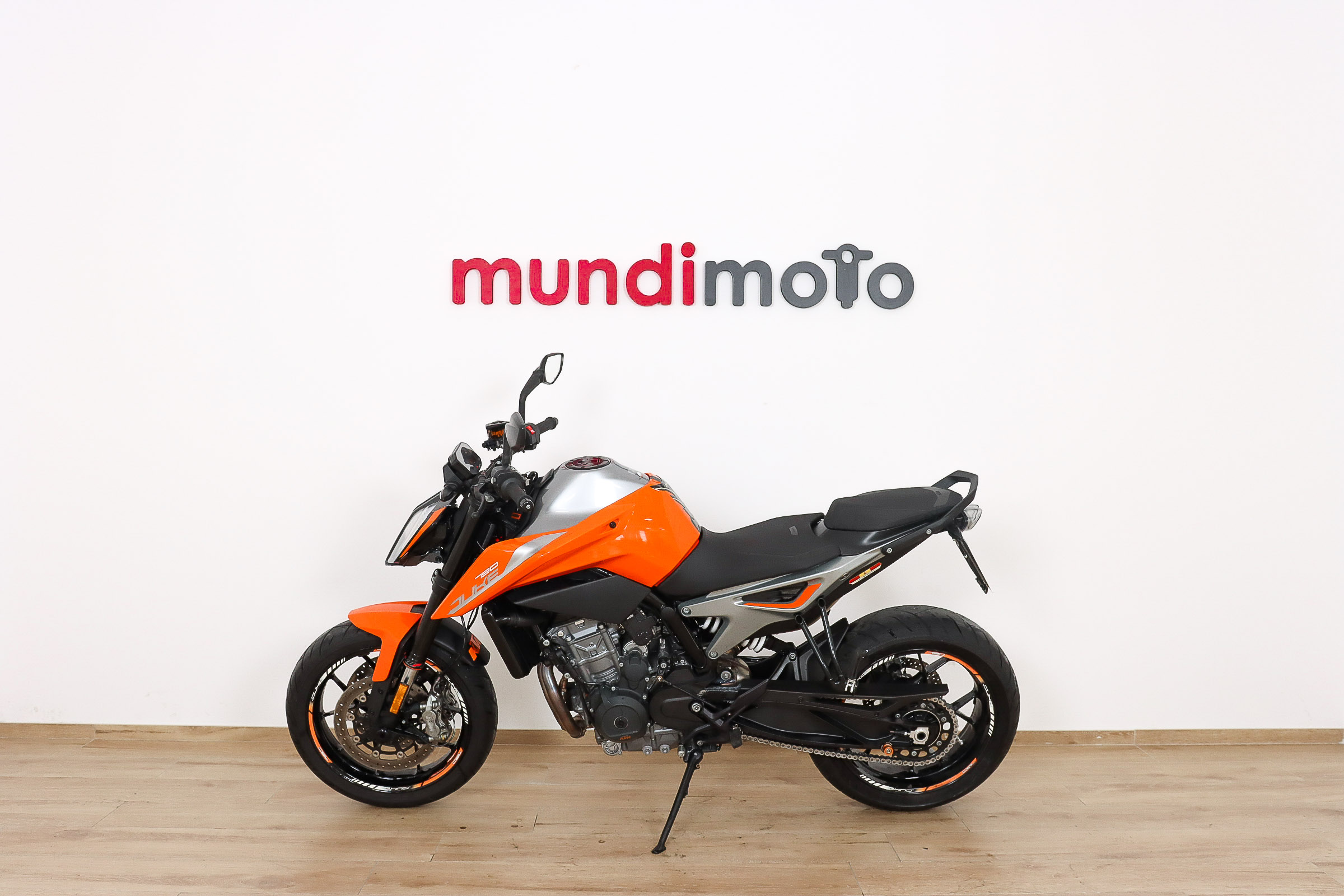 KTM 790 DukeKTM9 KTM 790 DukeKTM9