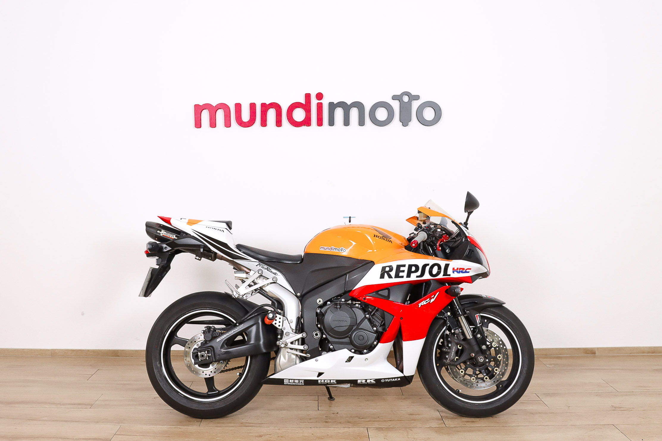 HONDA CBR 600 RRHONDA0 HONDA CBR 600 RRHONDA0