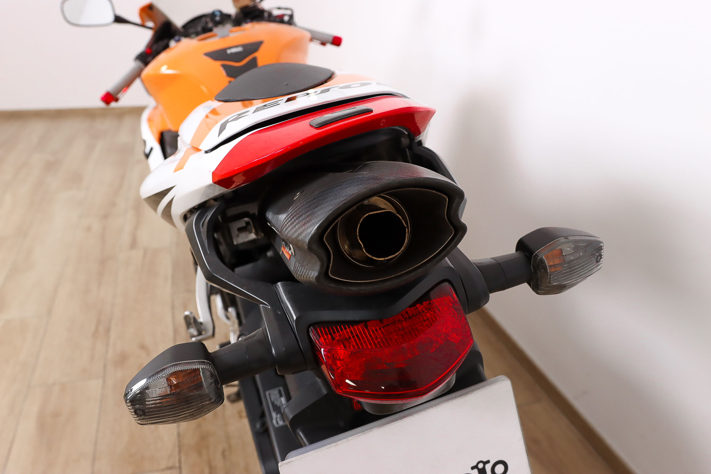HONDA CBR 600 RRHONDA8 HONDA CBR 600 RRHONDA8