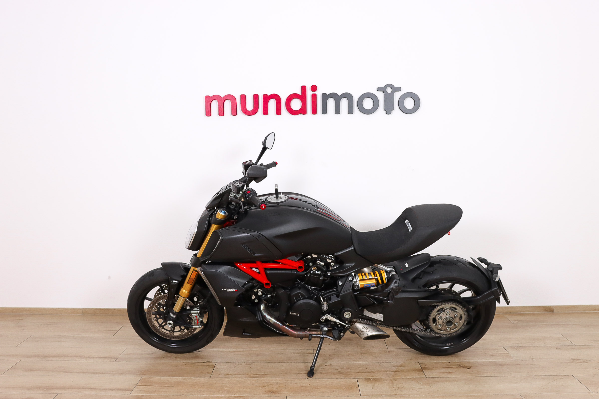 DUCATI Diavel SDUCATI7 DUCATI Diavel SDUCATI7