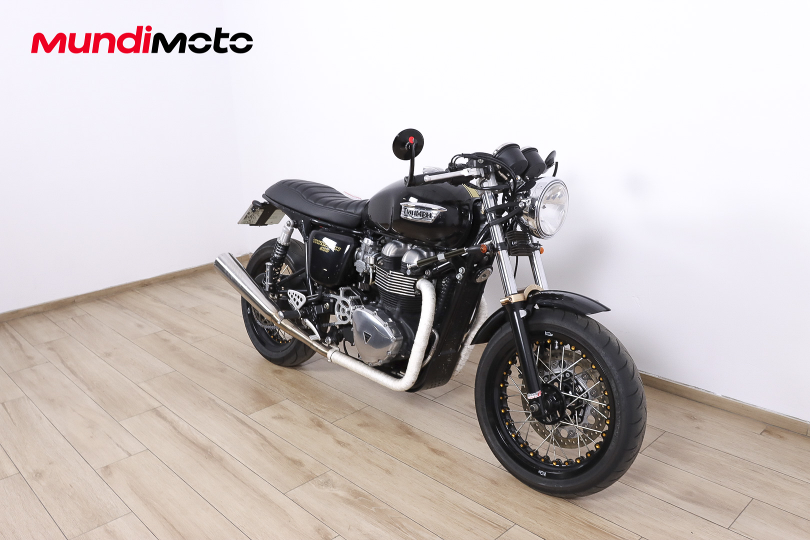 TRIUMPH Thruxton EFITRIUMPH1 TRIUMPH Thruxton EFITRIUMPH1