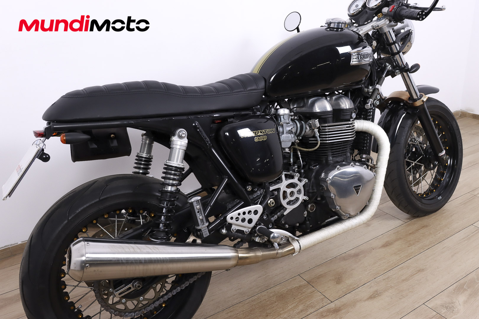 TRIUMPH Thruxton EFITRIUMPH4 TRIUMPH Thruxton EFITRIUMPH4