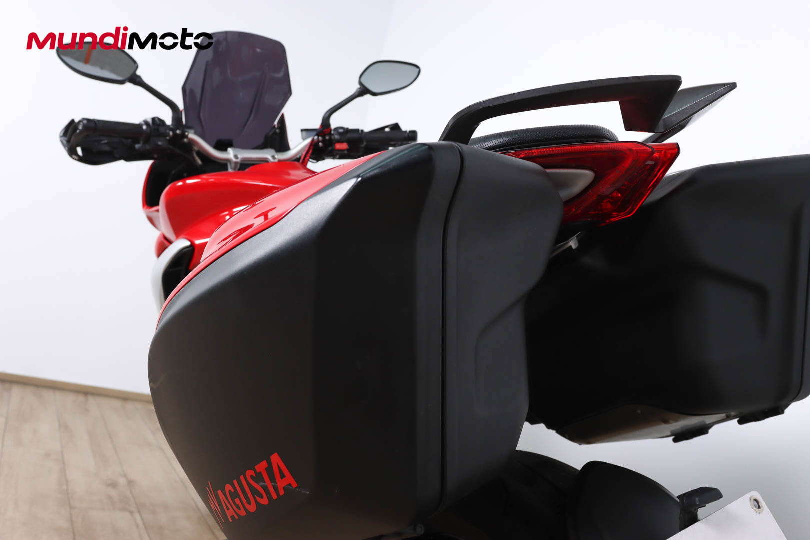 MV AGUSTA Turismo Veloce 800 promoMV AGUSTA11 MV AGUSTA Turismo Veloce 800 promoMV AGUSTA11