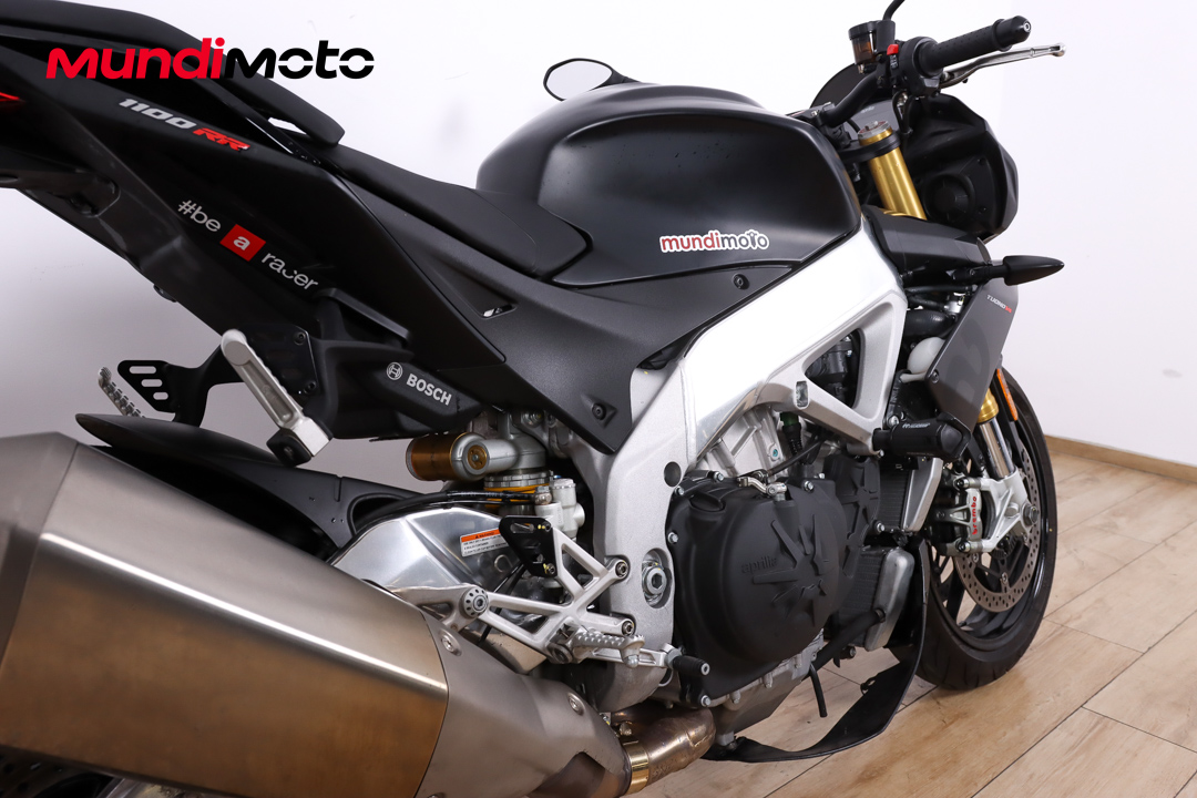APRILIA Tuono V4 1100 RRAPRILIA3 APRILIA Tuono V4 1100 RRAPRILIA3