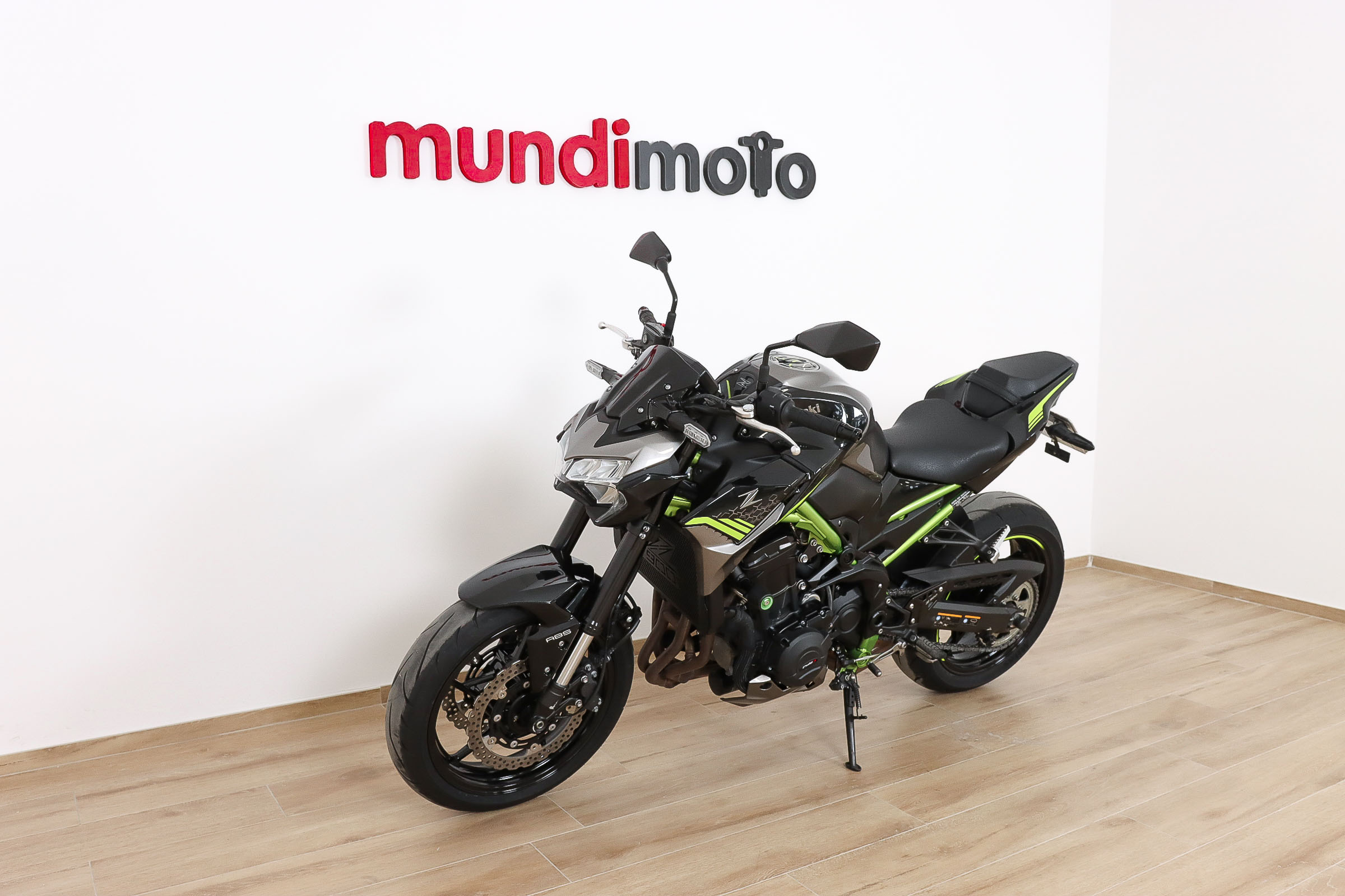 KAWASAKI Z 900KAWASAKI8 KAWASAKI Z 900KAWASAKI8