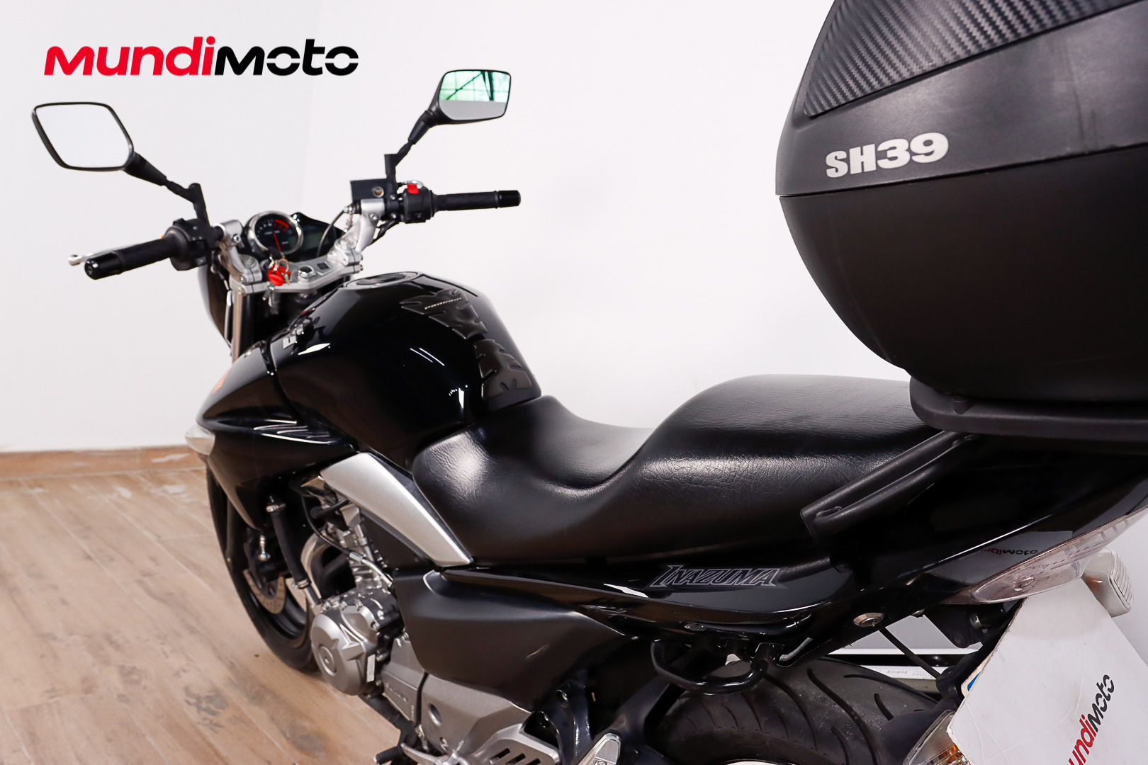 SUZUKI Inazuma 250SUZUKI8 SUZUKI Inazuma 250SUZUKI8