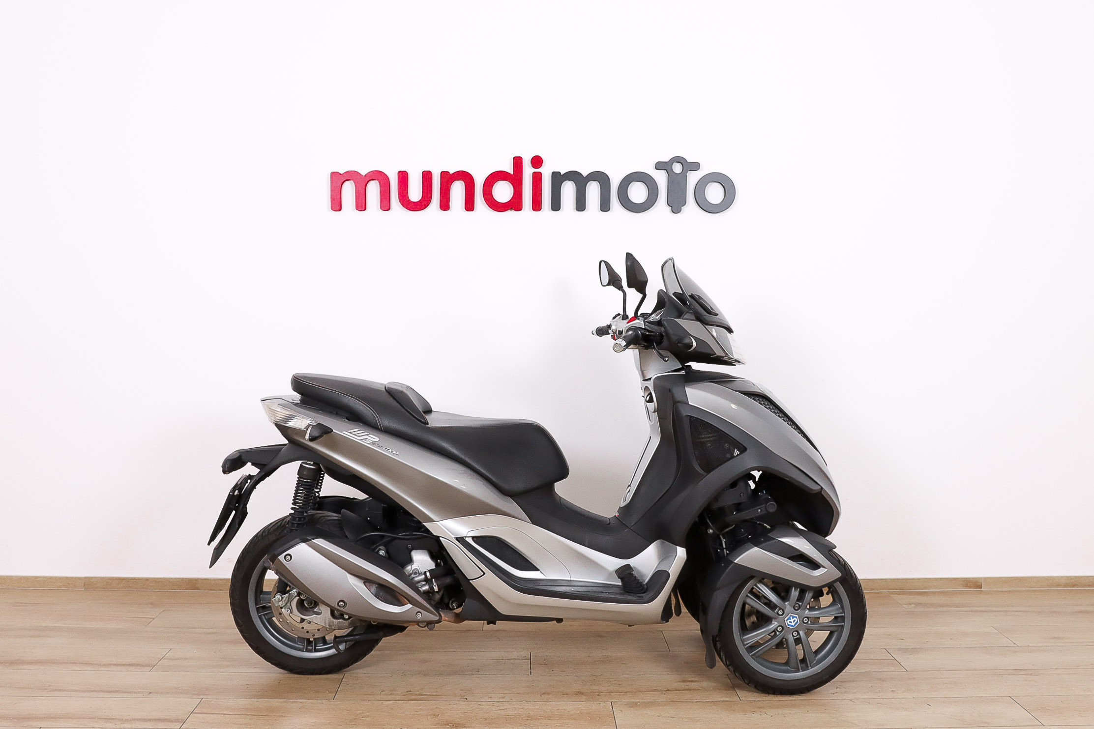 PIAGGIO MP3 300 Yourban promoPIAGGIO0 PIAGGIO MP3 300 Yourban promoPIAGGIO0