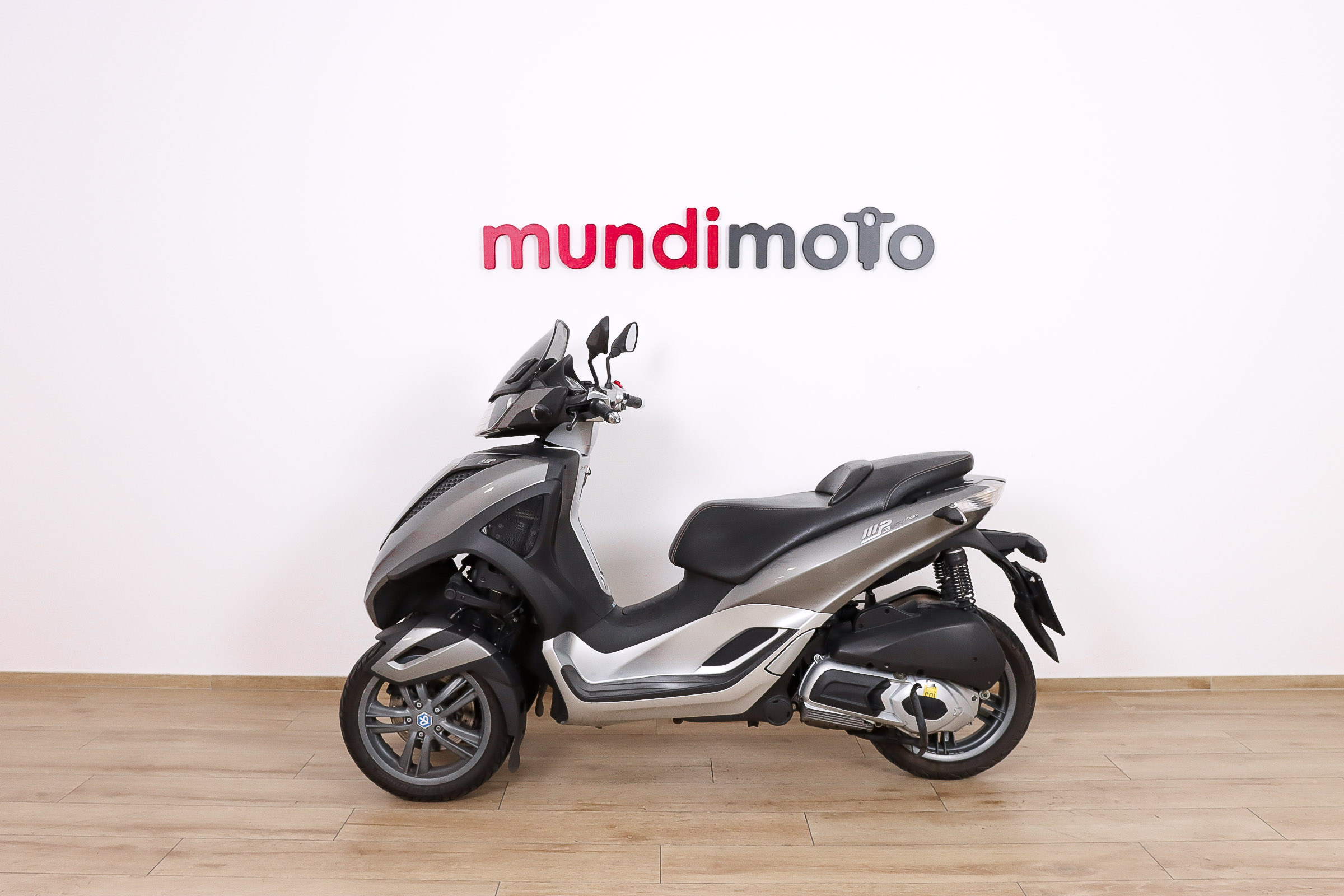 PIAGGIO MP3 300 Yourban promoPIAGGIO4 PIAGGIO MP3 300 Yourban promoPIAGGIO4