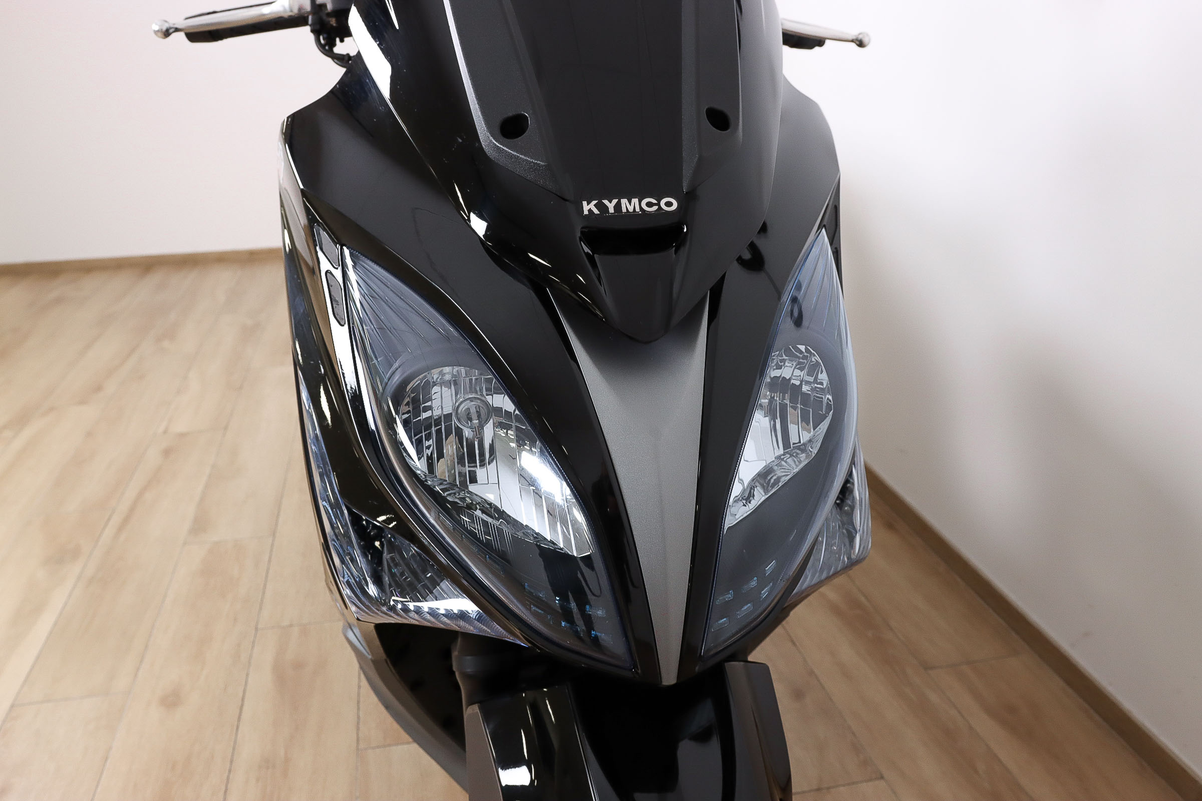 KYMCO Xciting 400iKYMCO3 KYMCO Xciting 400iKYMCO3