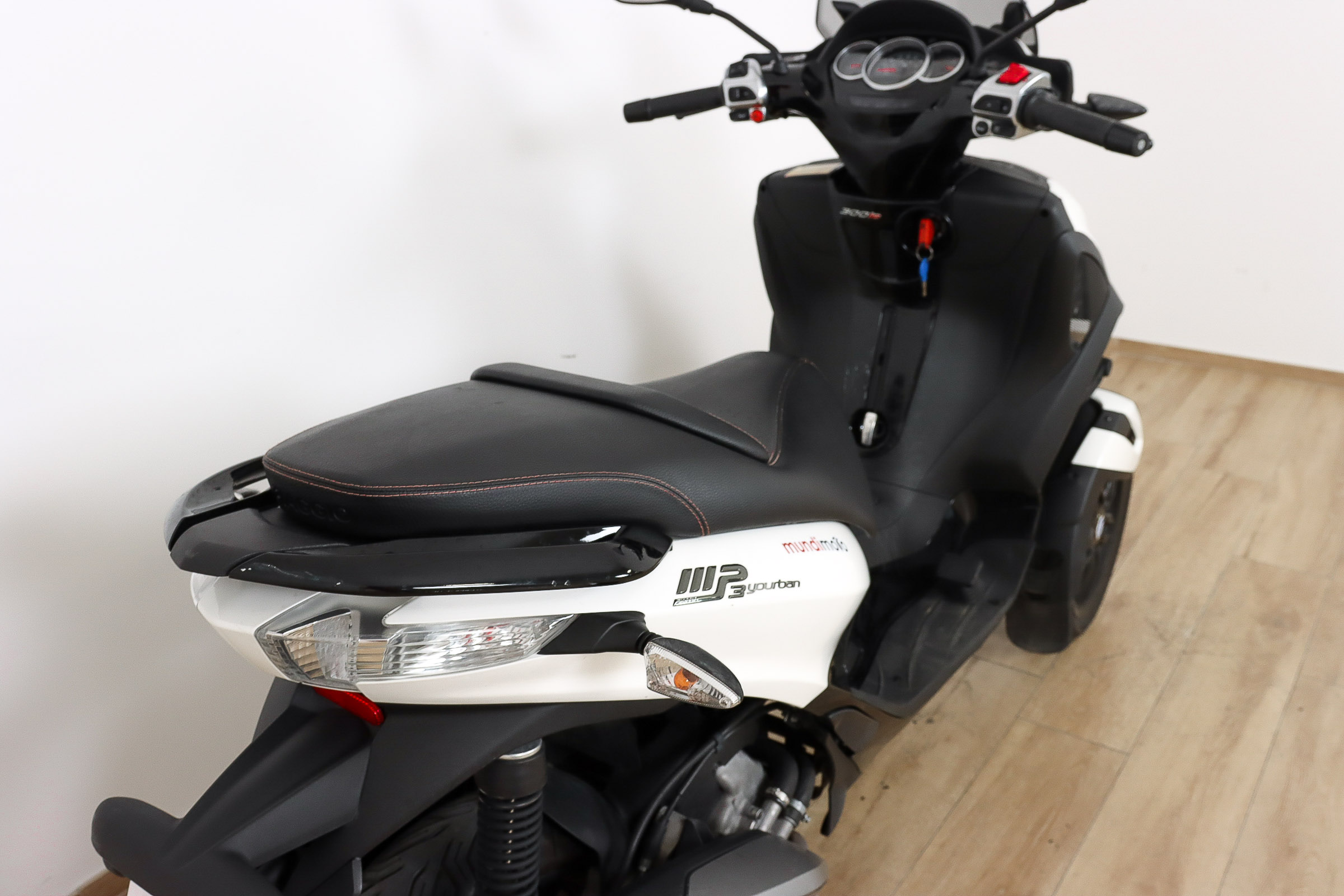 PIAGGIO MP3 300 Yourban LT SportPIAGGIO5 PIAGGIO MP3 300 Yourban LT SportPIAGGIO5