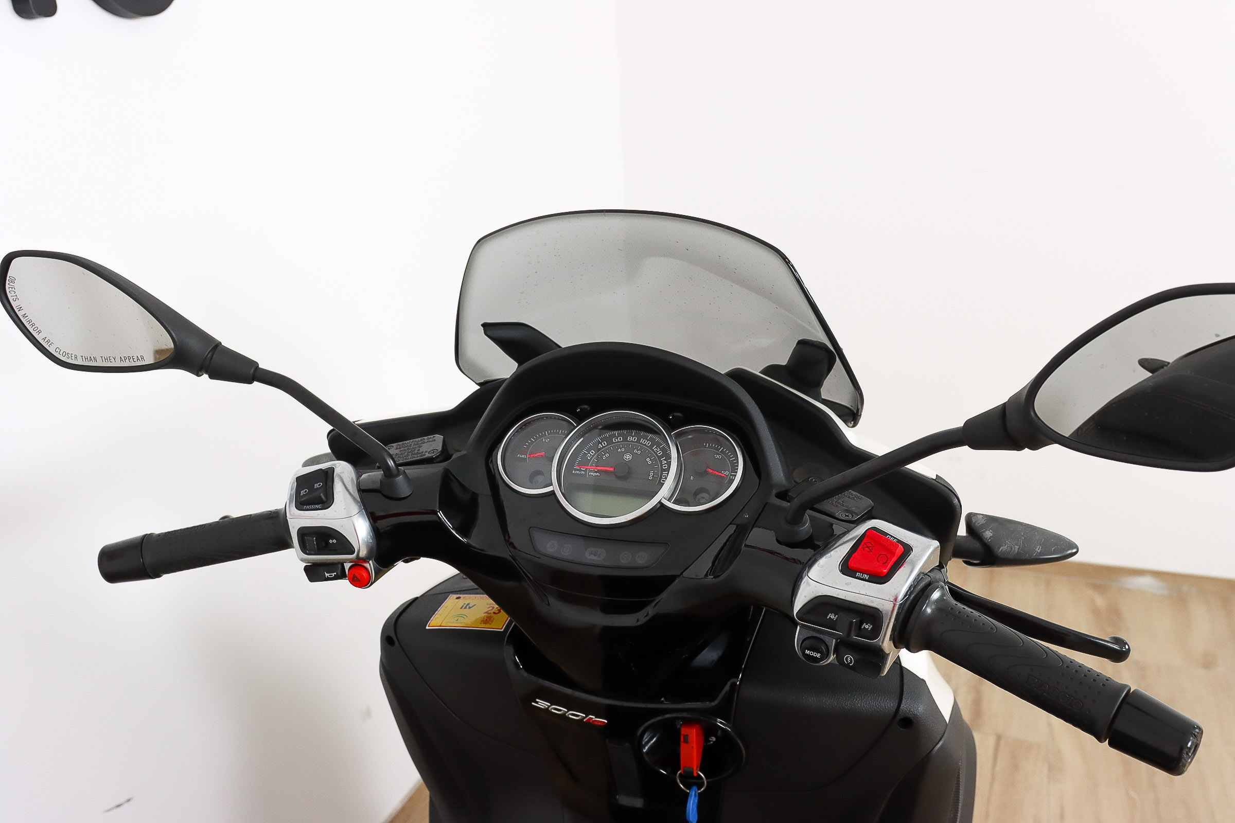 PIAGGIO MP3 300 Yourban LT SportPIAGGIO6 PIAGGIO MP3 300 Yourban LT SportPIAGGIO6
