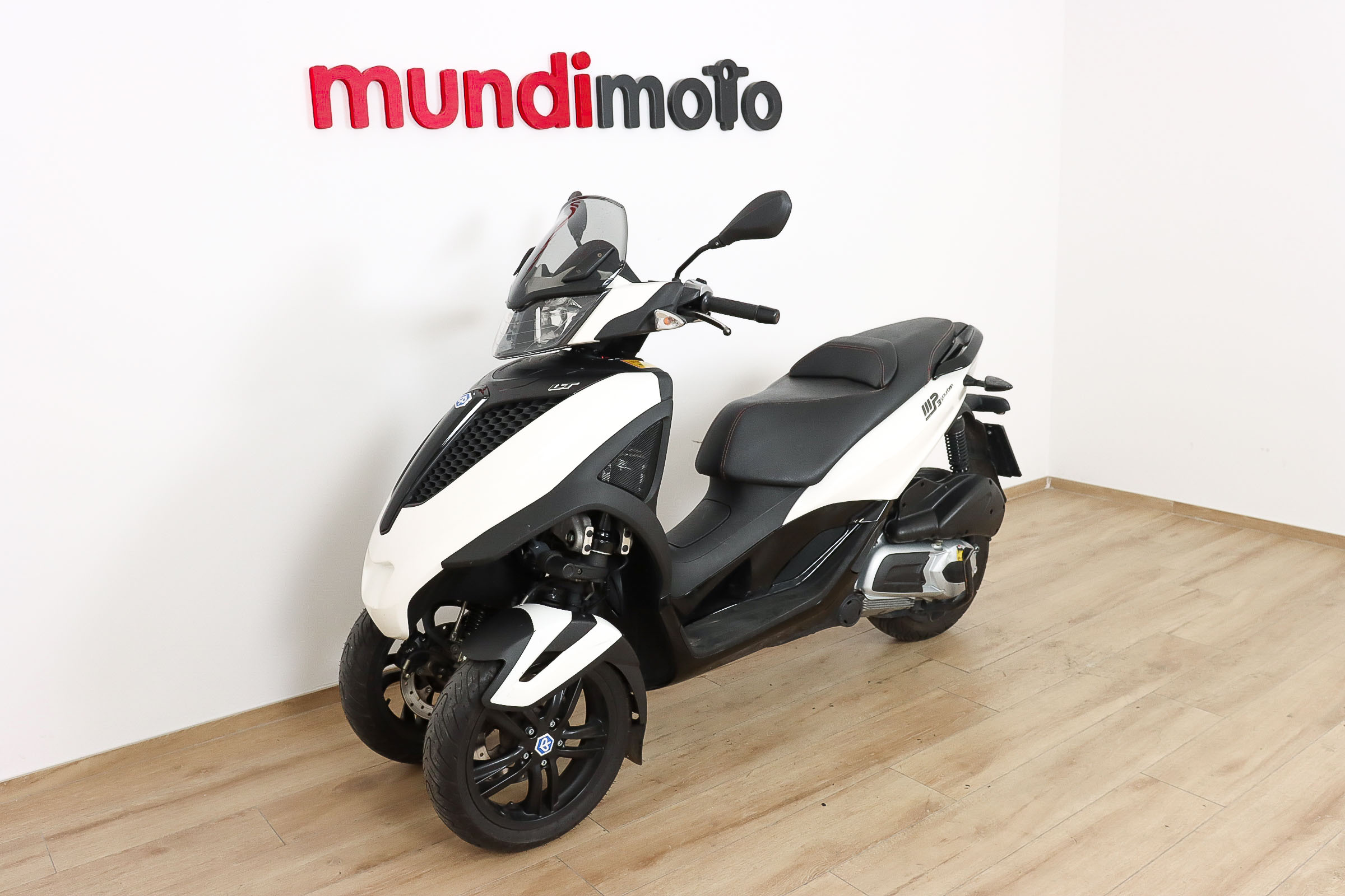 PIAGGIO MP3 300 Yourban LT SportPIAGGIO10 PIAGGIO MP3 300 Yourban LT SportPIAGGIO10