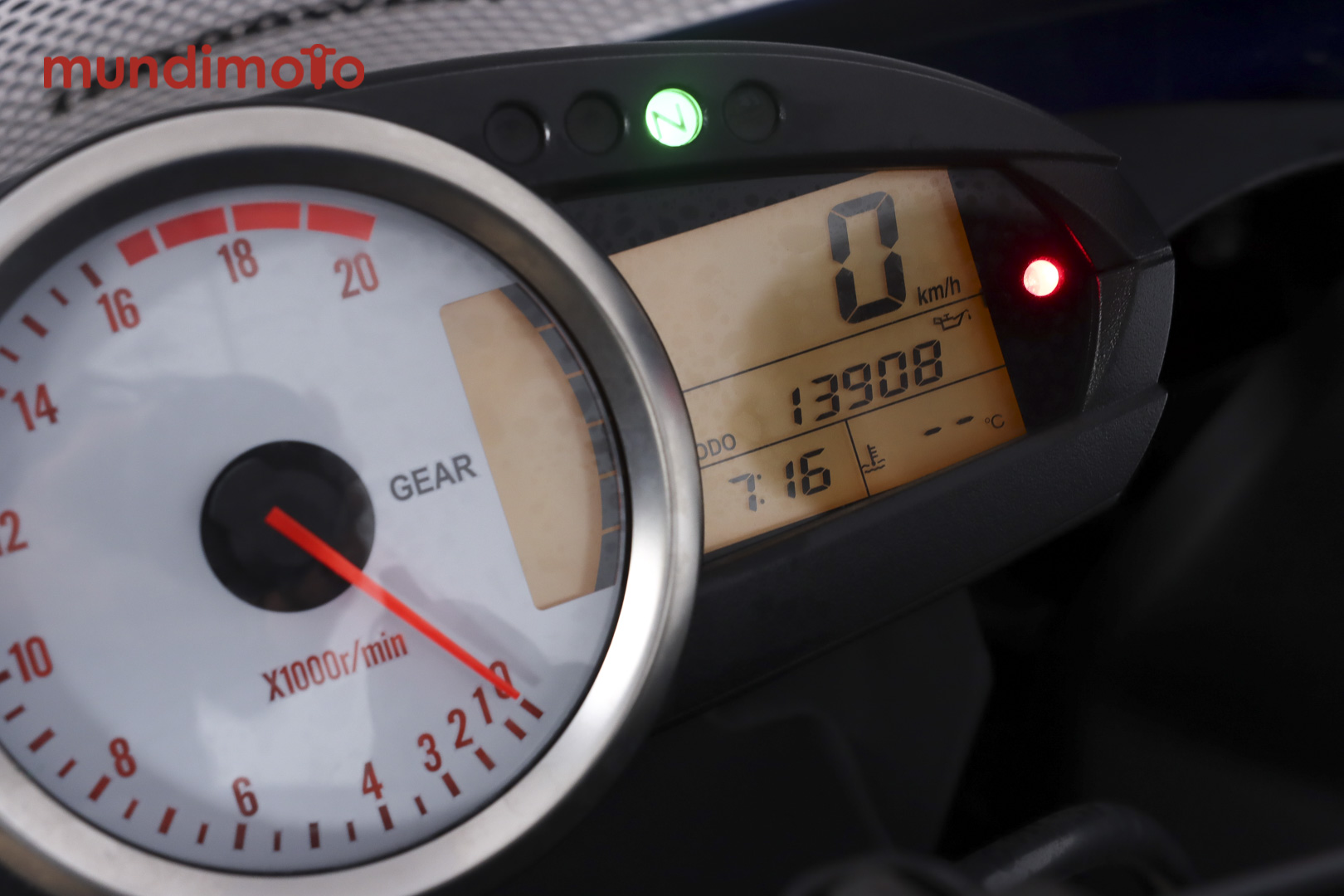 KAWASAKI ZX 6RKAWASAKI10 KAWASAKI ZX 6RKAWASAKI10