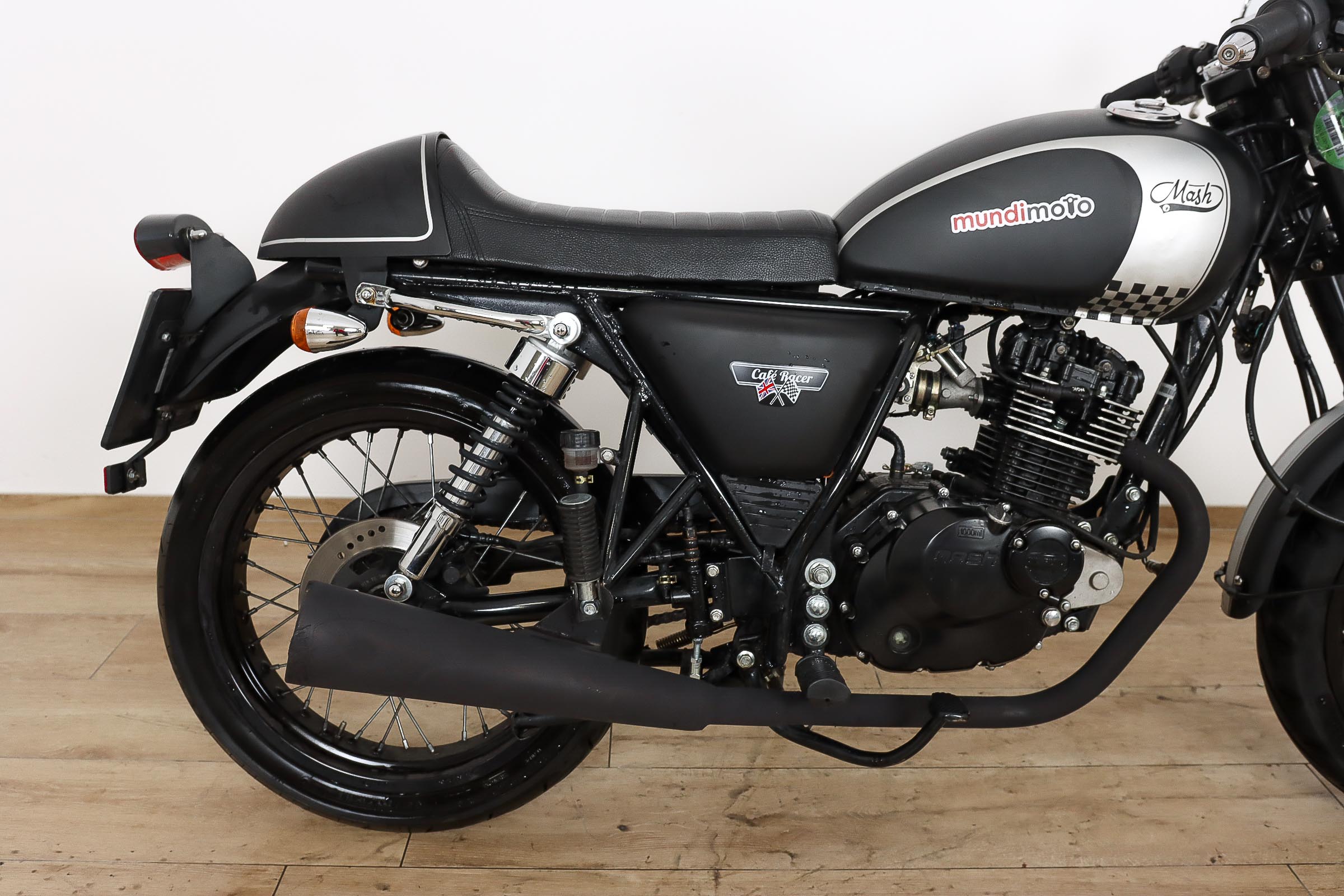 MASH Cafe RacerMASH6 MASH Cafe RacerMASH6