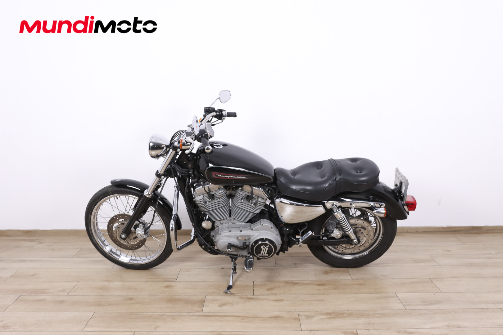 HARLEY DAVIDSON Sportster 883 CustomHARLEY DAVIDSON5 HARLEY DAVIDSON Sportster 883 CustomHARLEY DAVIDSON5