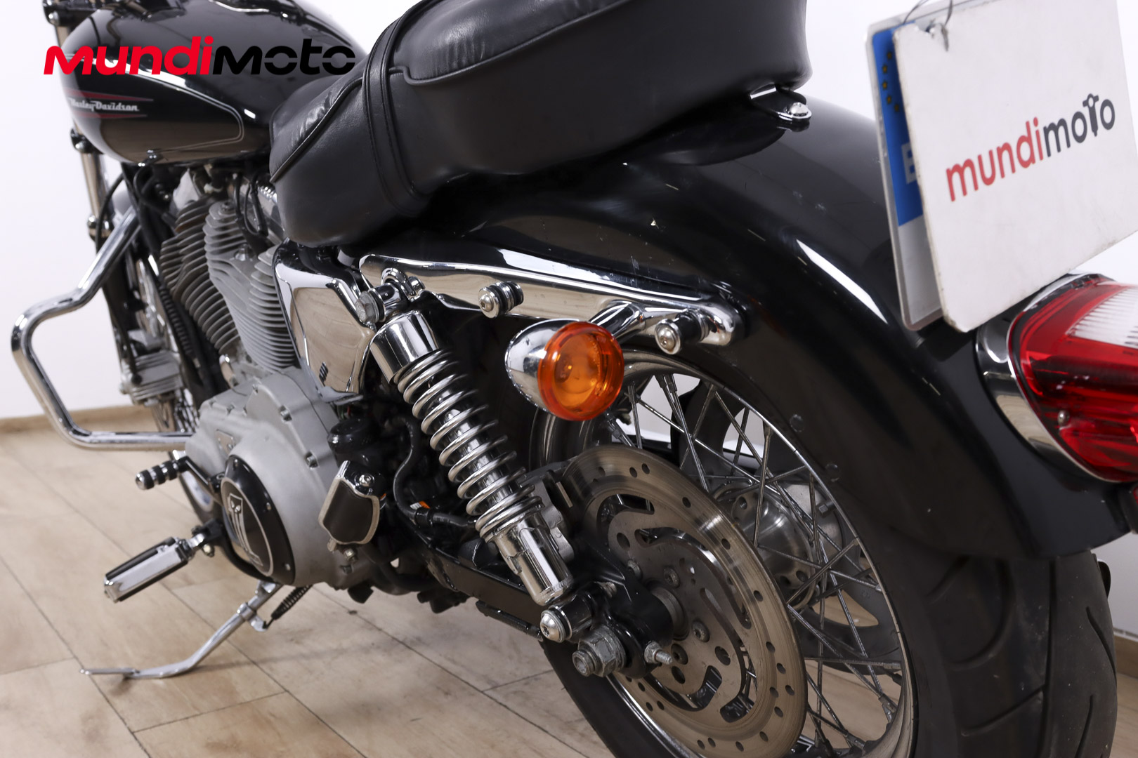 HARLEY DAVIDSON Sportster 883 CustomHARLEY DAVIDSON8 HARLEY DAVIDSON Sportster 883 CustomHARLEY DAVIDSON8