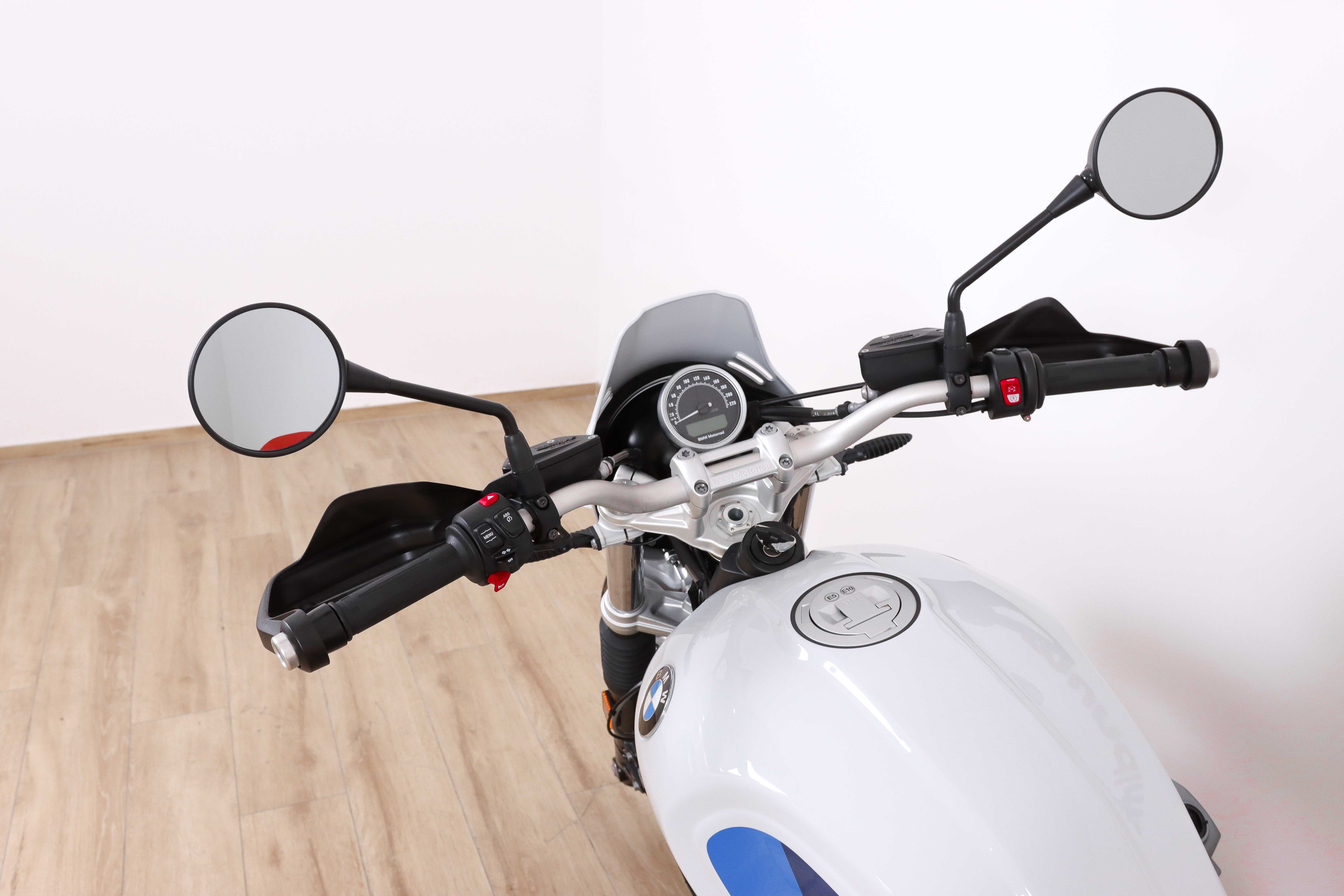 BMW R nineT Urban GS promoBMW3 BMW R nineT Urban GS promoBMW3