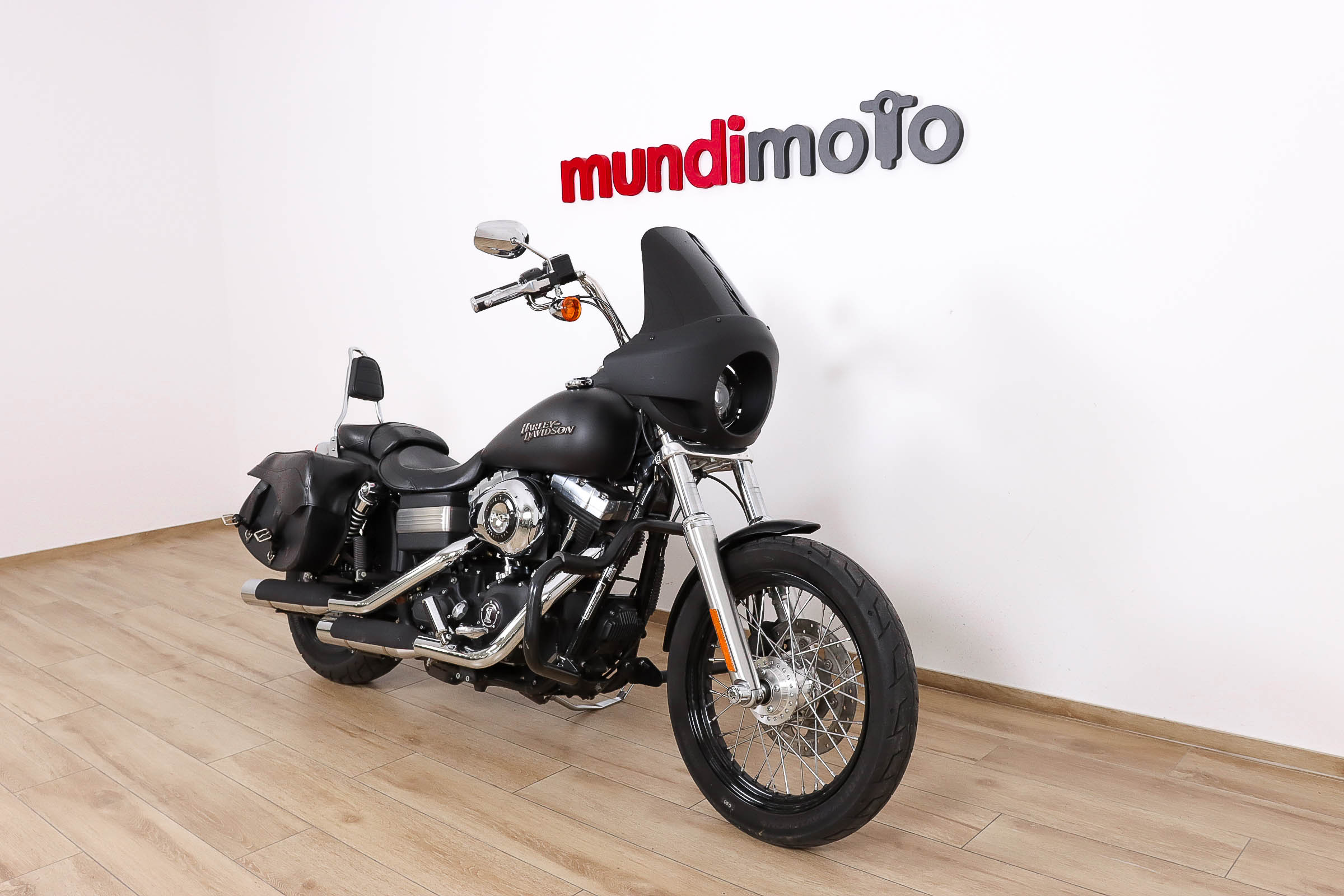 HARLEY DAVIDSON Dyna Street BobHARLEY DAVIDSON2 HARLEY DAVIDSON Dyna Street BobHARLEY DAVIDSON2