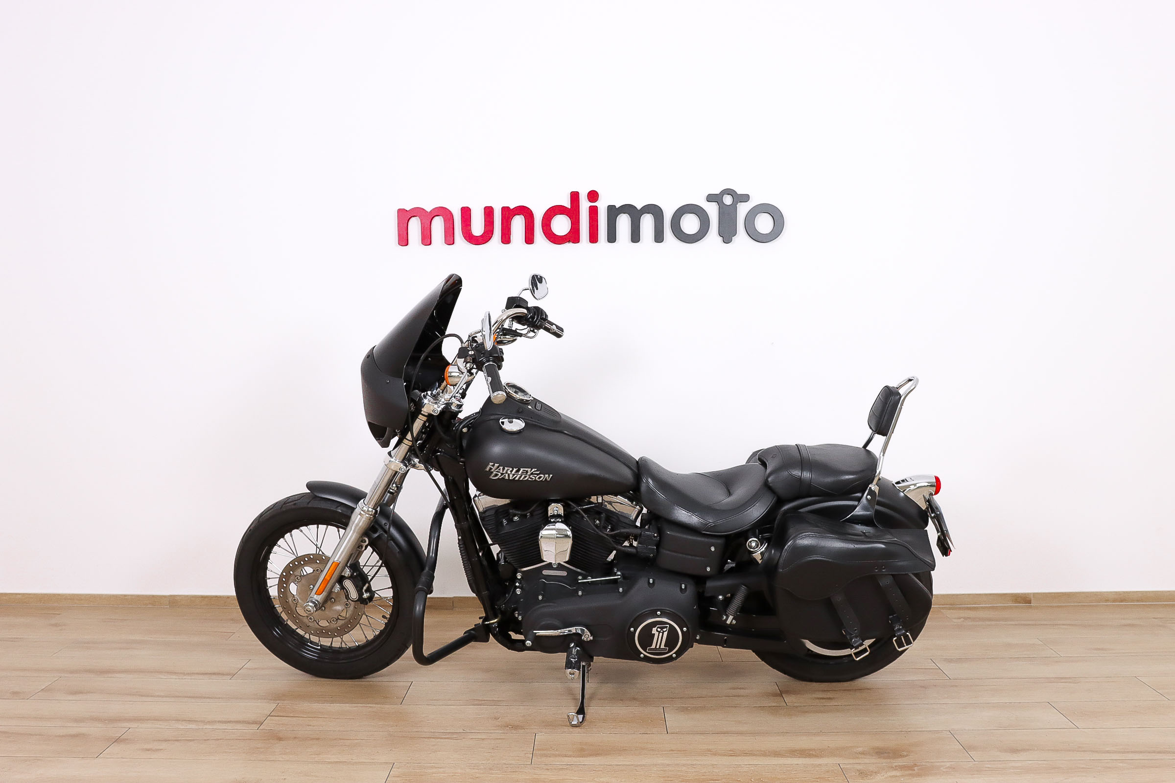 HARLEY DAVIDSON Dyna Street BobHARLEY DAVIDSON11 HARLEY DAVIDSON Dyna Street BobHARLEY DAVIDSON11