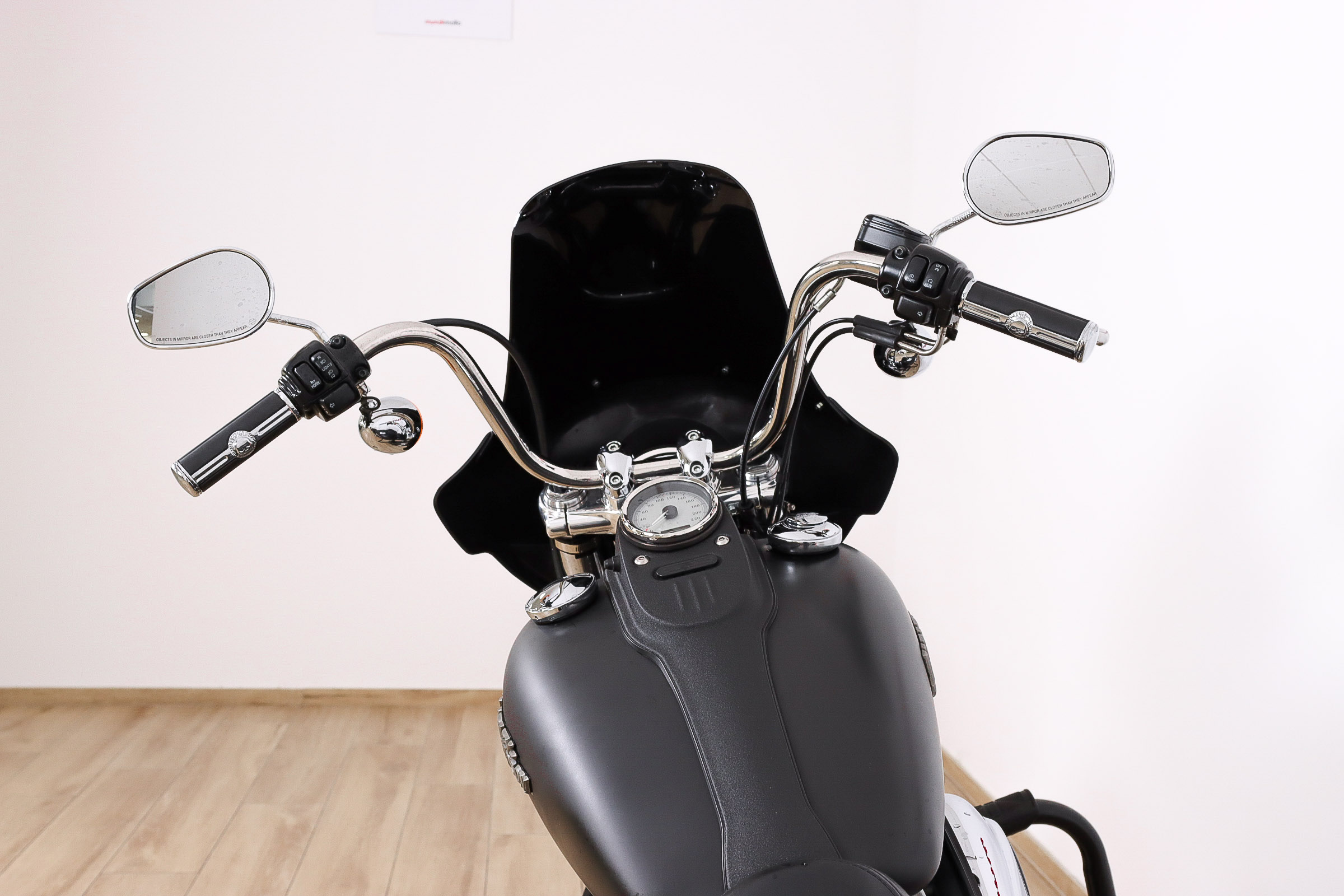HARLEY DAVIDSON Dyna Street BobHARLEY DAVIDSON14 HARLEY DAVIDSON Dyna Street BobHARLEY DAVIDSON14