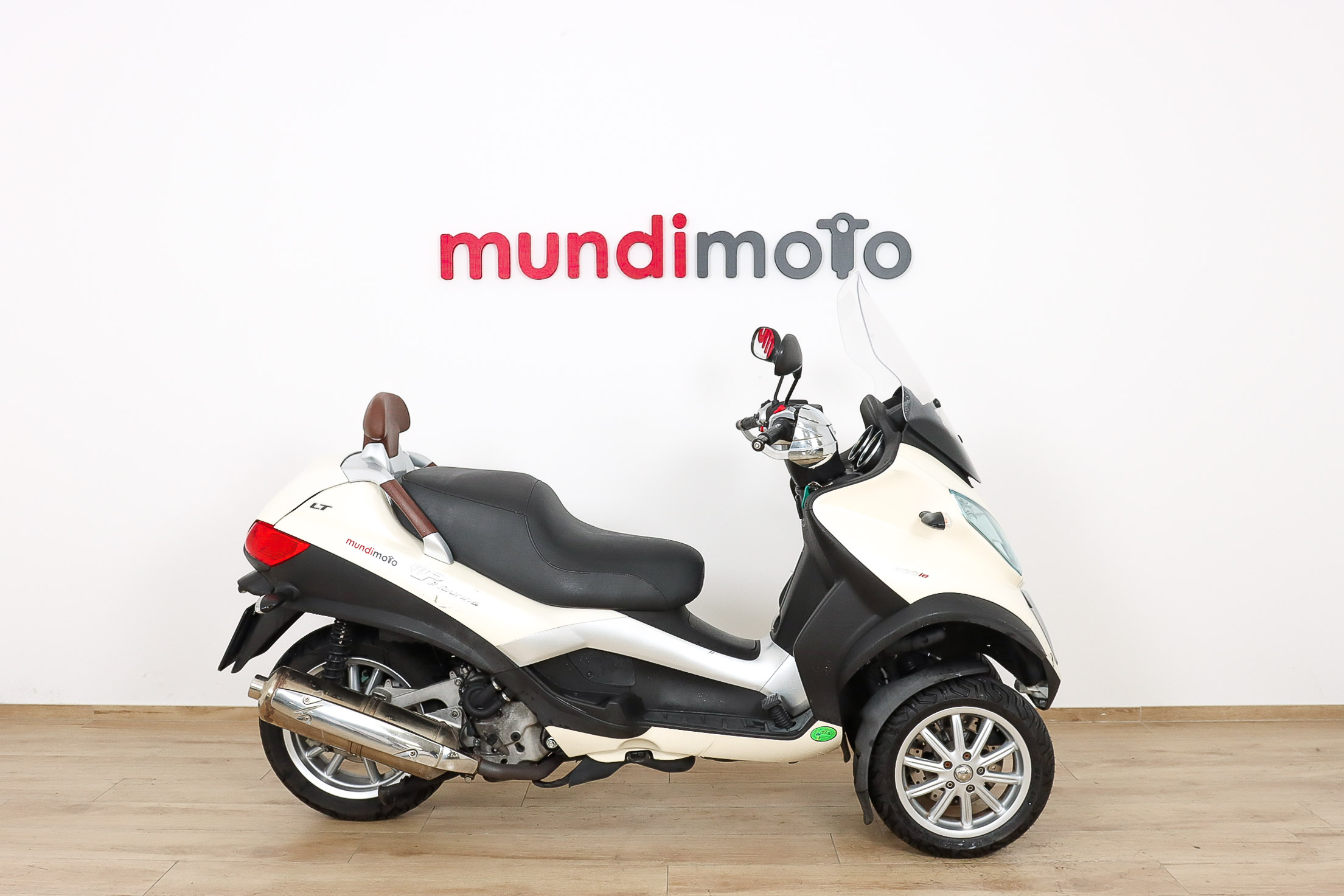PIAGGIO MP3 500 TouringPIAGGIO0 PIAGGIO MP3 500 TouringPIAGGIO0