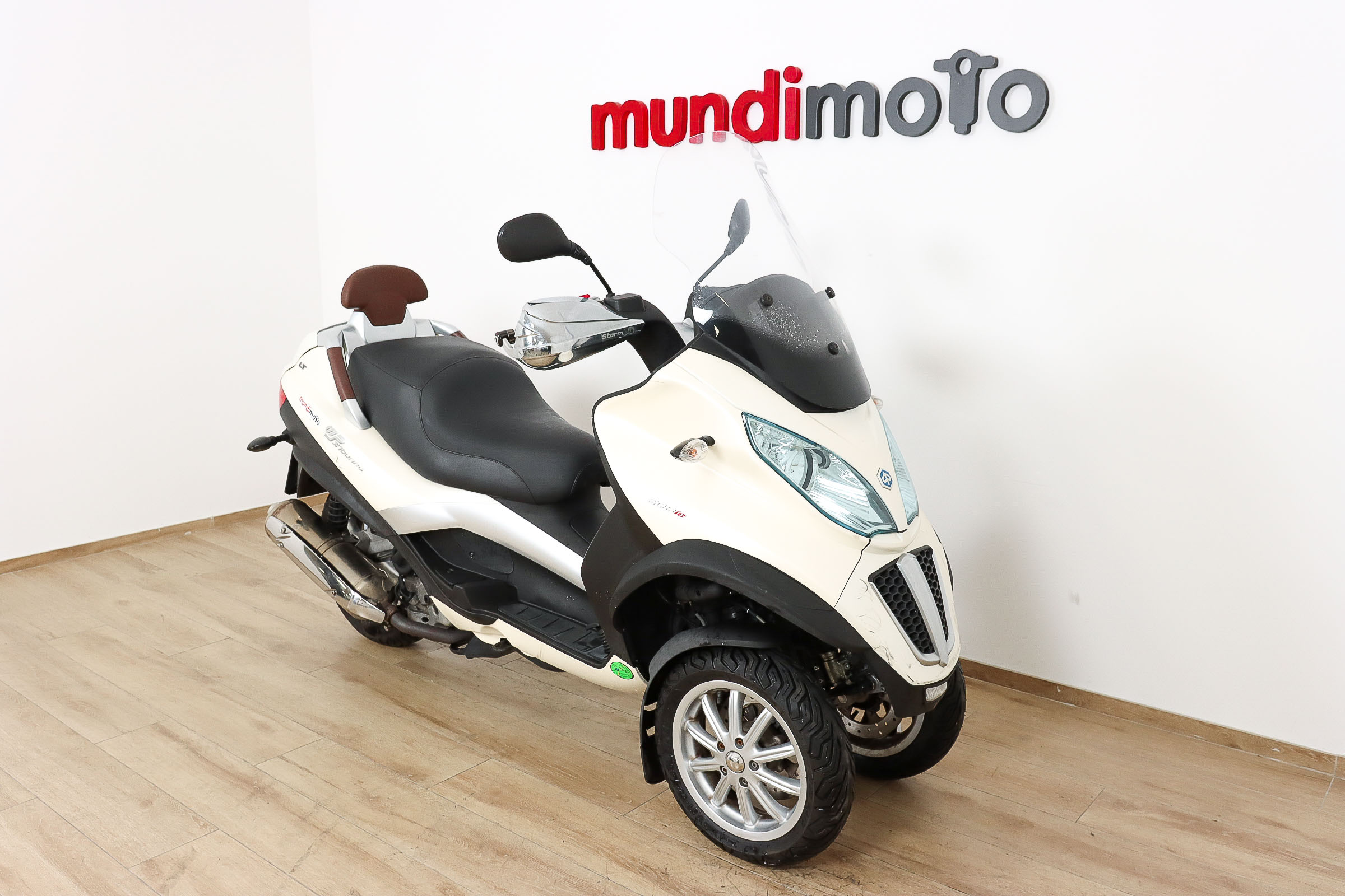 PIAGGIO MP3 500 TouringPIAGGIO2 PIAGGIO MP3 500 TouringPIAGGIO2