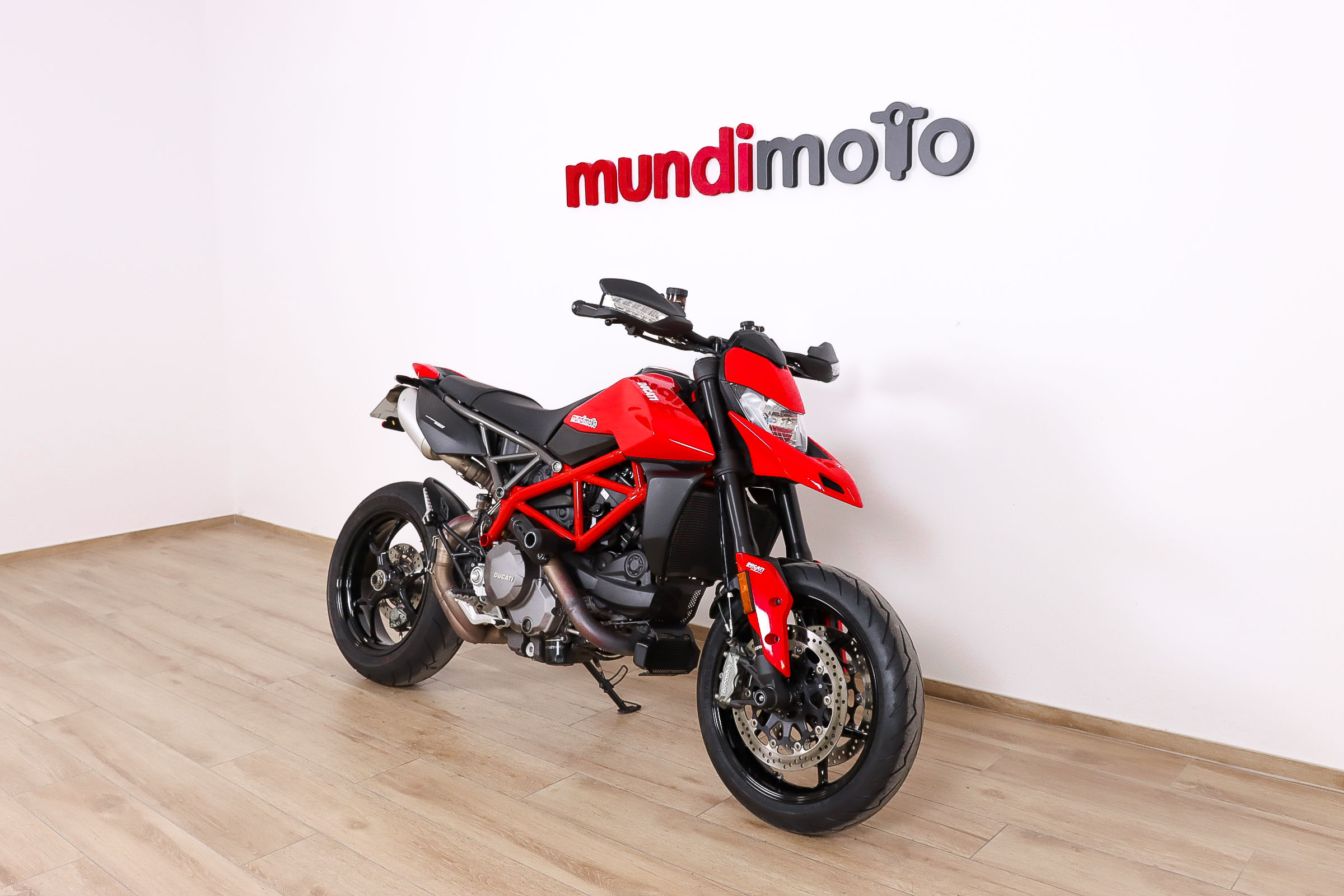 DUCATI HYPERMOTARD 950 promoDUCATI2 DUCATI HYPERMOTARD 950 promoDUCATI2