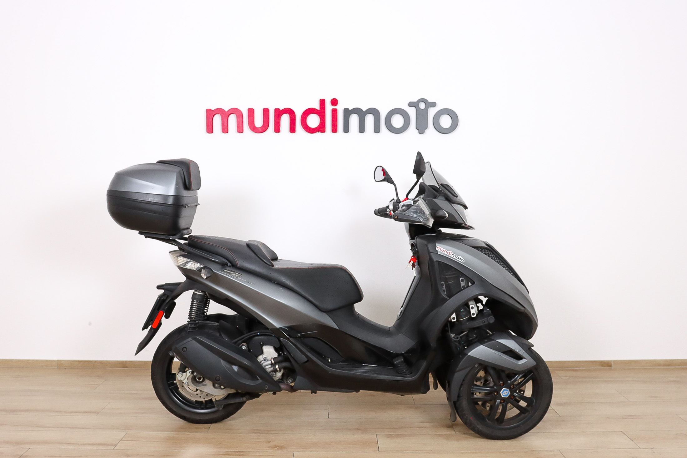 PIAGGIO MP3 Yourban 300 IE SportPIAGGIO0 PIAGGIO MP3 Yourban 300 IE SportPIAGGIO0