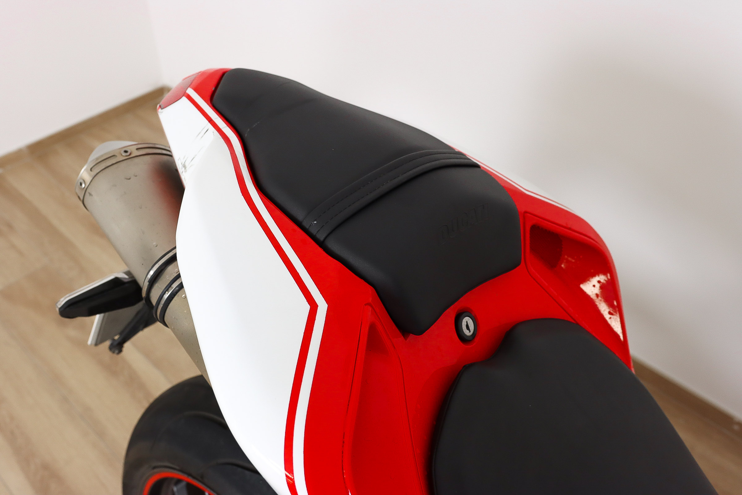 DUCATI 1198 SDUCATI11 DUCATI 1198 SDUCATI11