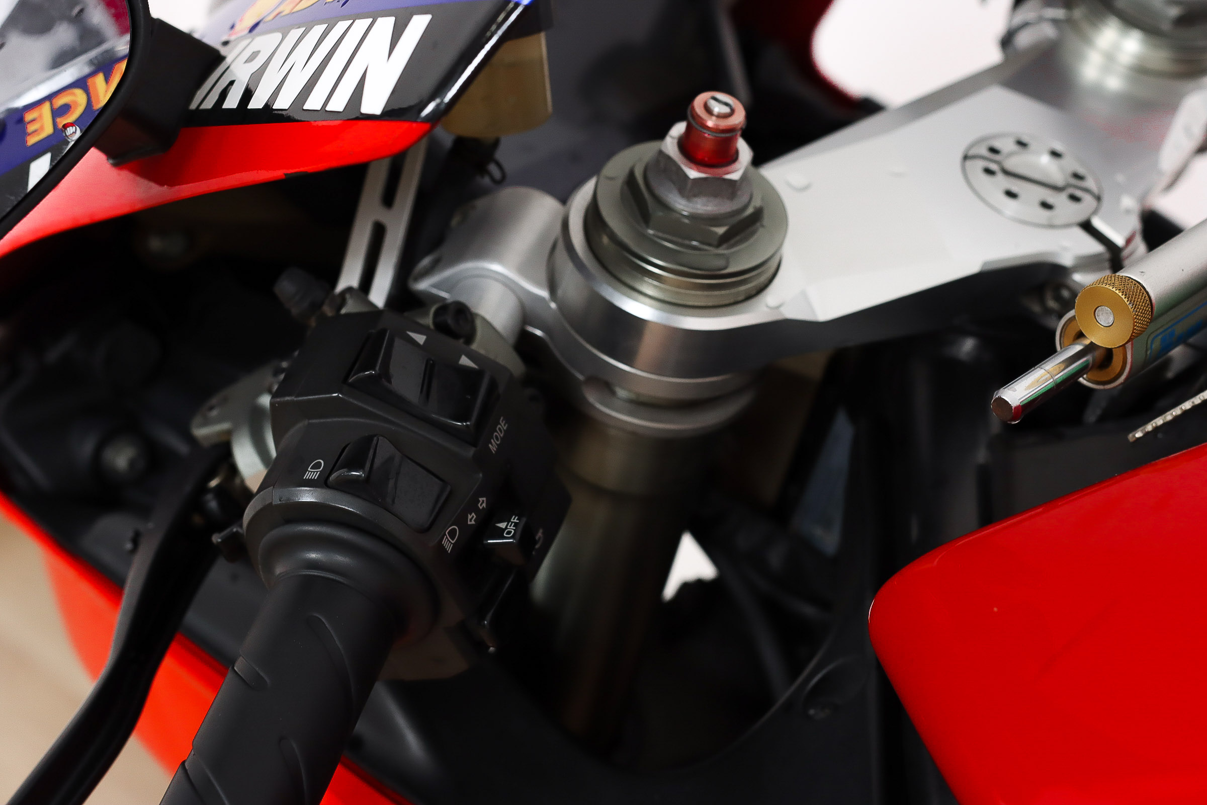DUCATI 1198 SDUCATI19 DUCATI 1198 SDUCATI19