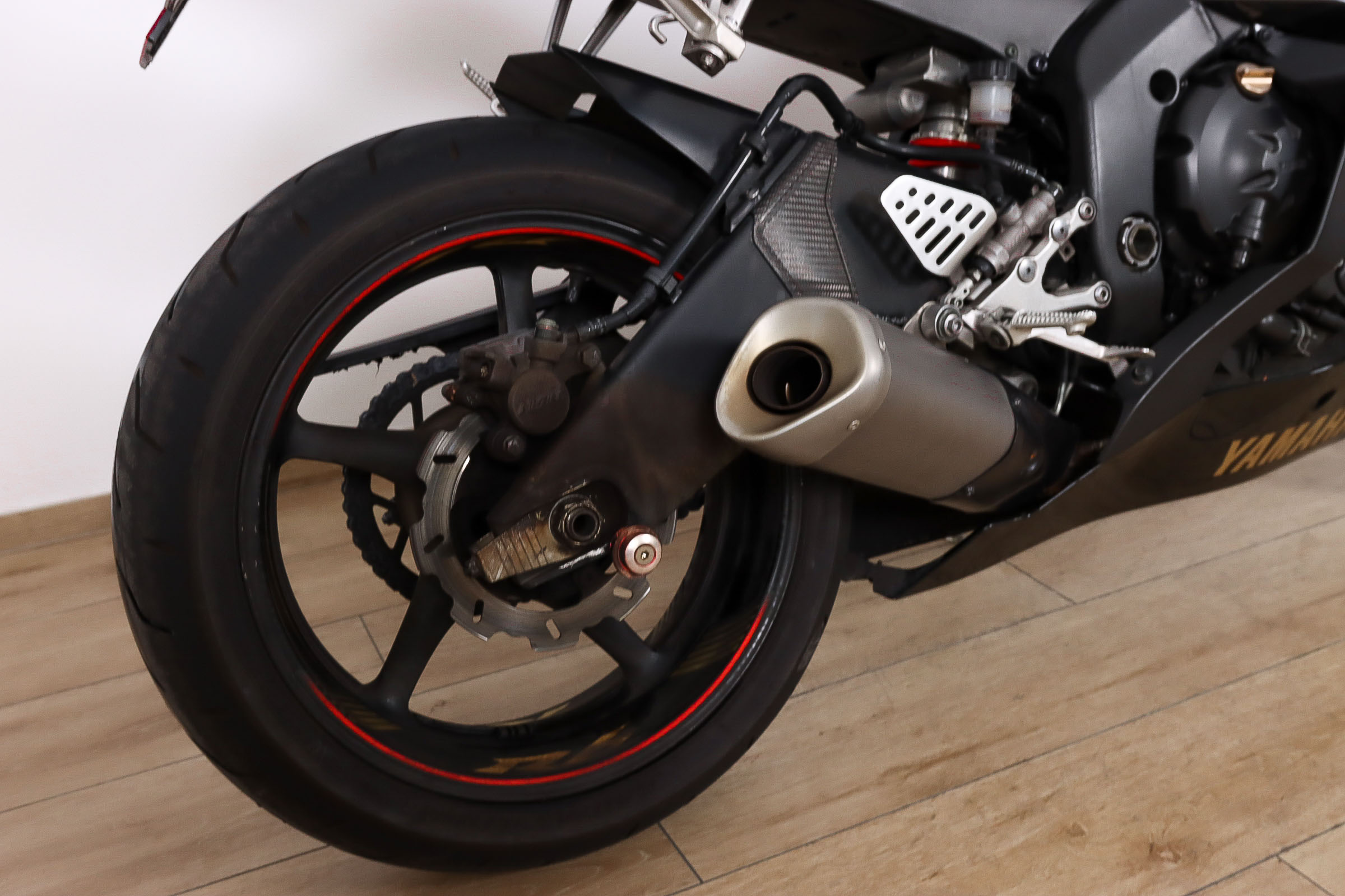 YAMAHA YZF R6YAMAHA5 YAMAHA YZF R6YAMAHA5