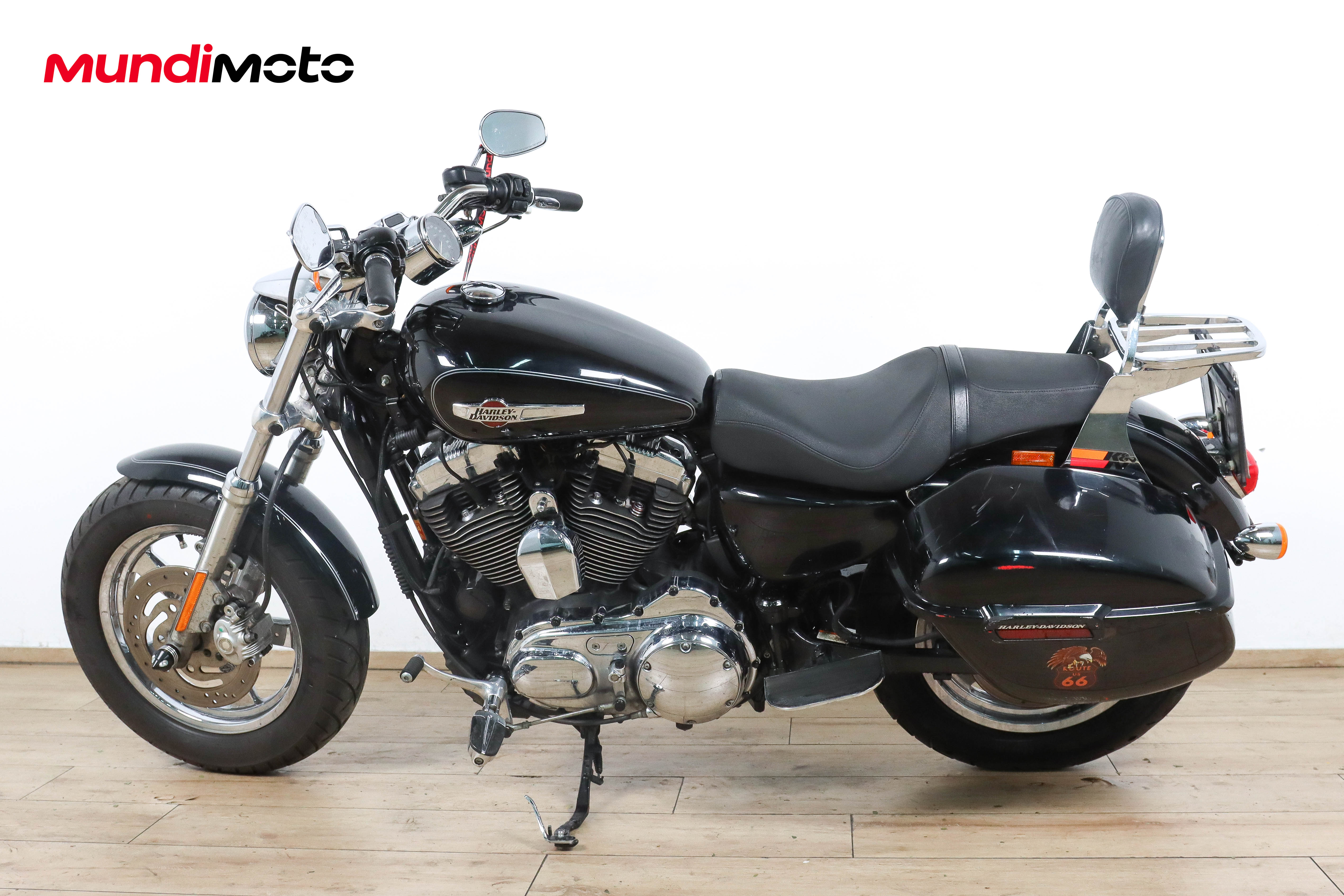 HARLEY DAVIDSON Sportster 1200 CustomHARLEY DAVIDSON4 HARLEY DAVIDSON Sportster 1200 CustomHARLEY DAVIDSON4