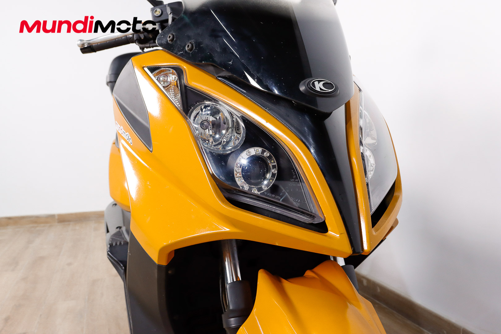 KYMCO Super Dink 300iKYMCO4 KYMCO Super Dink 300iKYMCO4