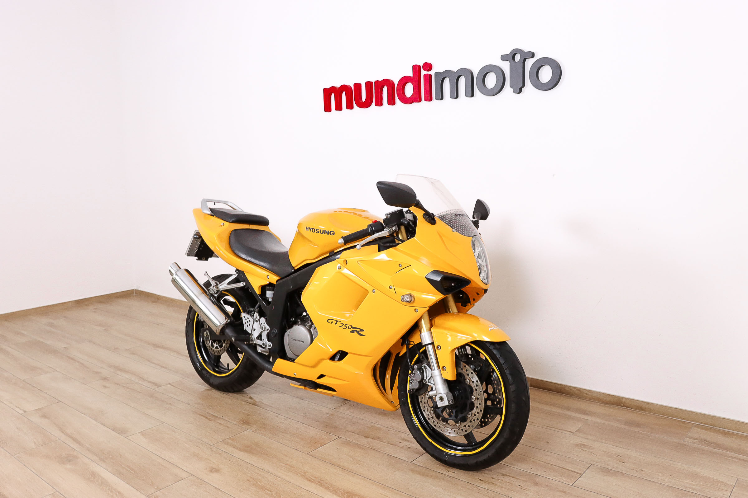 HYOSUNG GT 250RHYOSUNG1 HYOSUNG GT 250RHYOSUNG1