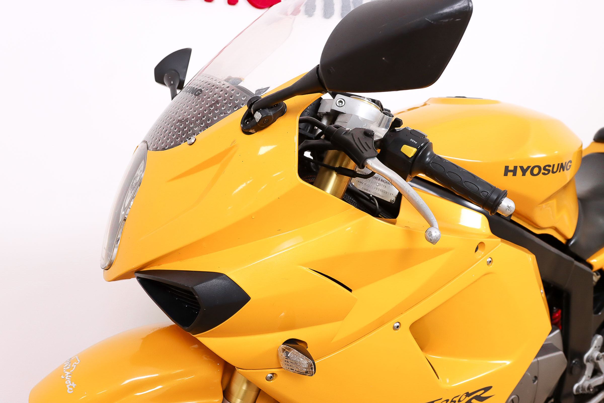 HYOSUNG GT 250RHYOSUNG12 HYOSUNG GT 250RHYOSUNG12