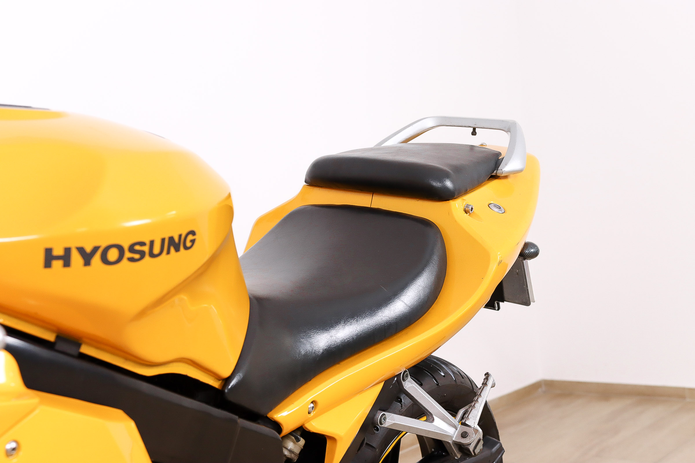 HYOSUNG GT 250RHYOSUNG13 HYOSUNG GT 250RHYOSUNG13