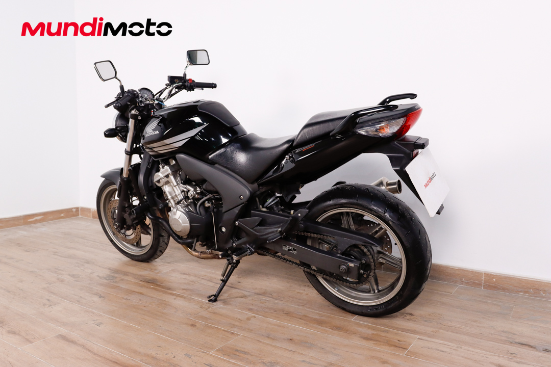 HONDA CBF 600NHONDA6 HONDA CBF 600NHONDA6